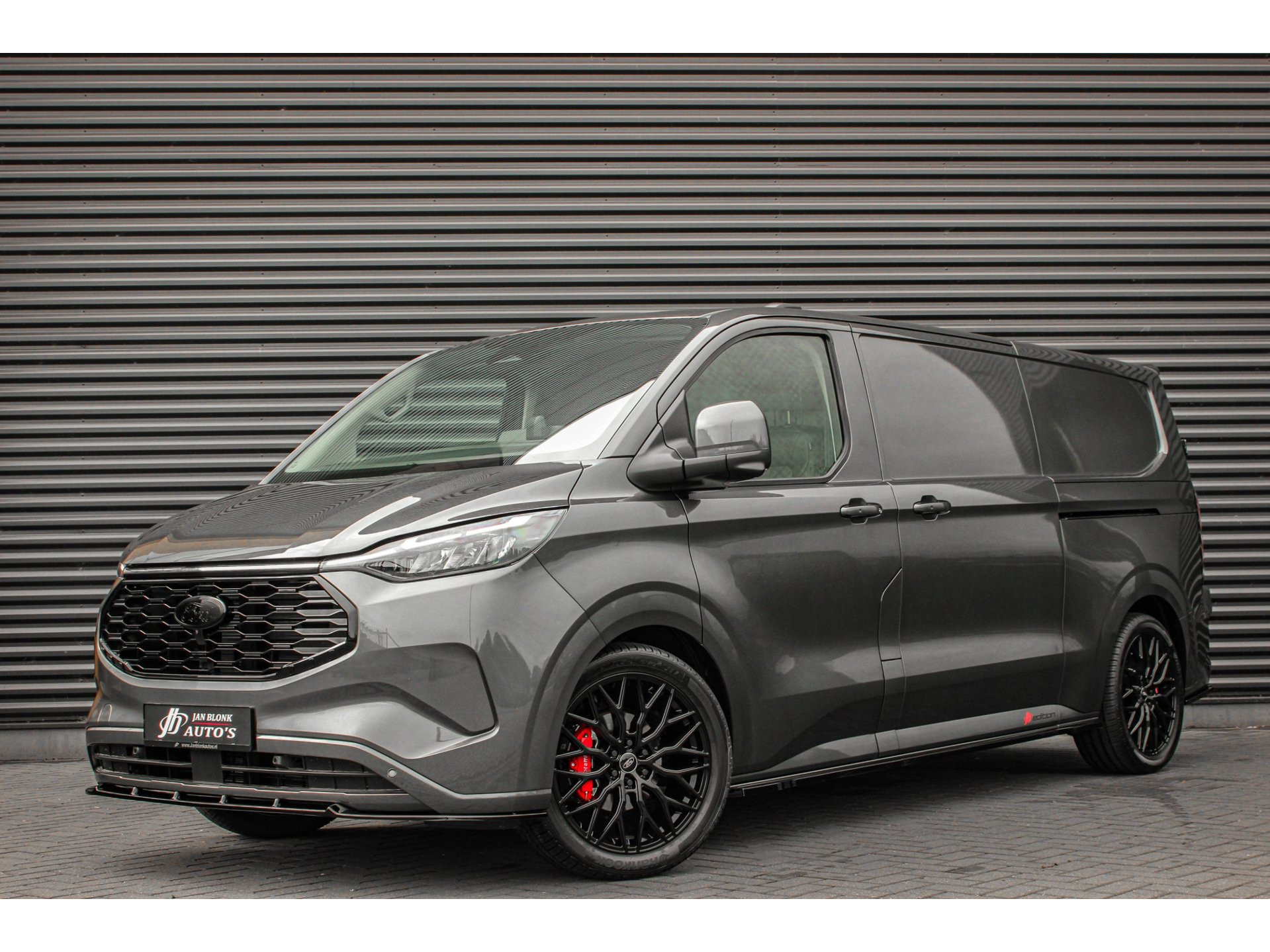 Ford E-Transit Cust. L2H1 Limited 71kWh 218PK 3-ZITS / JB-EDITON / CAMERA / 370KM RANGE / APPLE CARPLAY /DRIVERS- PACK/FULL OPTION