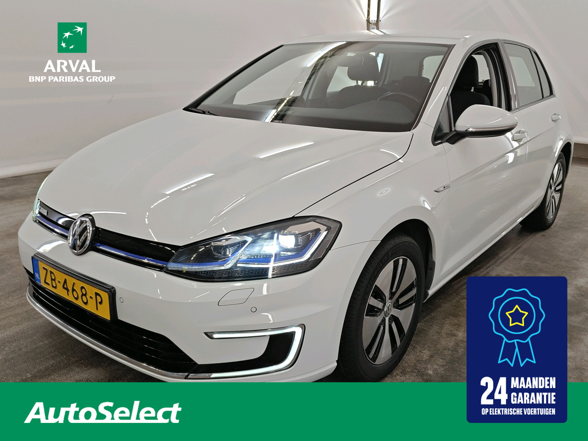Volkswagen e-Golf E-Golf 35,8kWh 136pk | SOH 85% |Warmtepomp | Winter- en Spiegelpakket | Camera | Keyless | CarPlay | ACC | 16"