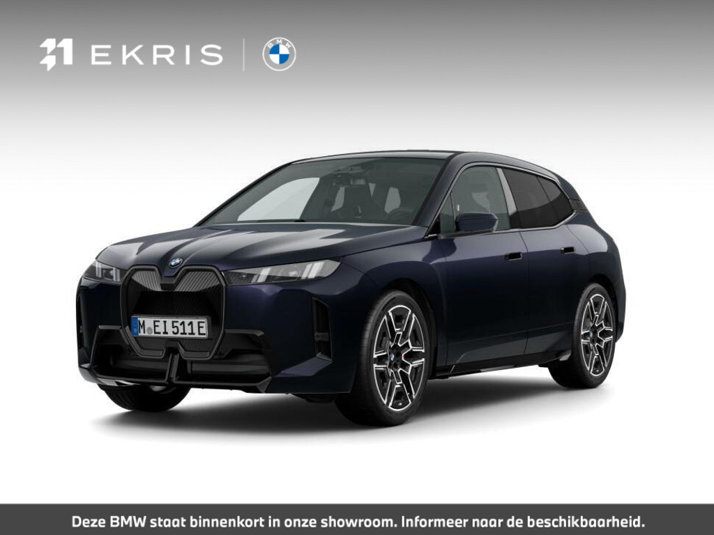 BMW iX xDrive45 101 kWh