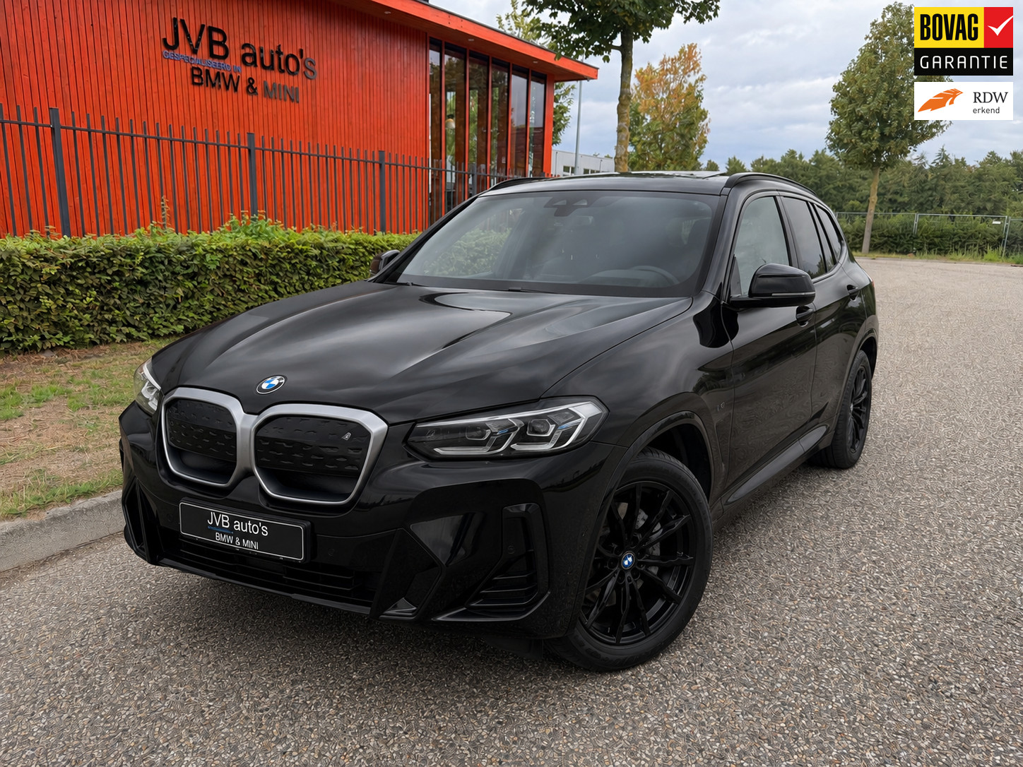 BMW iX3 Impressive, M-sport, pano, H&K, Trekhaak, head-up