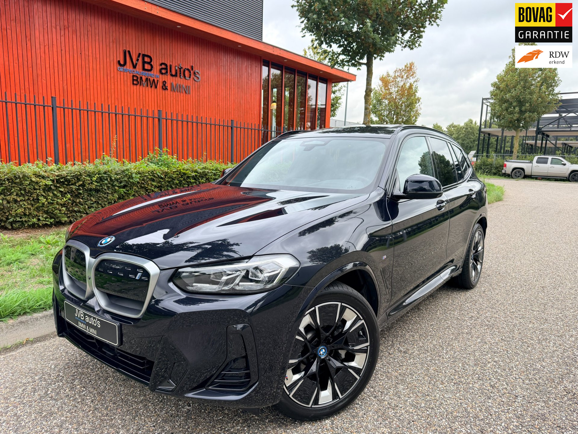 BMW iX3 Impressive, M-sport, pano, H&K, Trekhaak, head-up