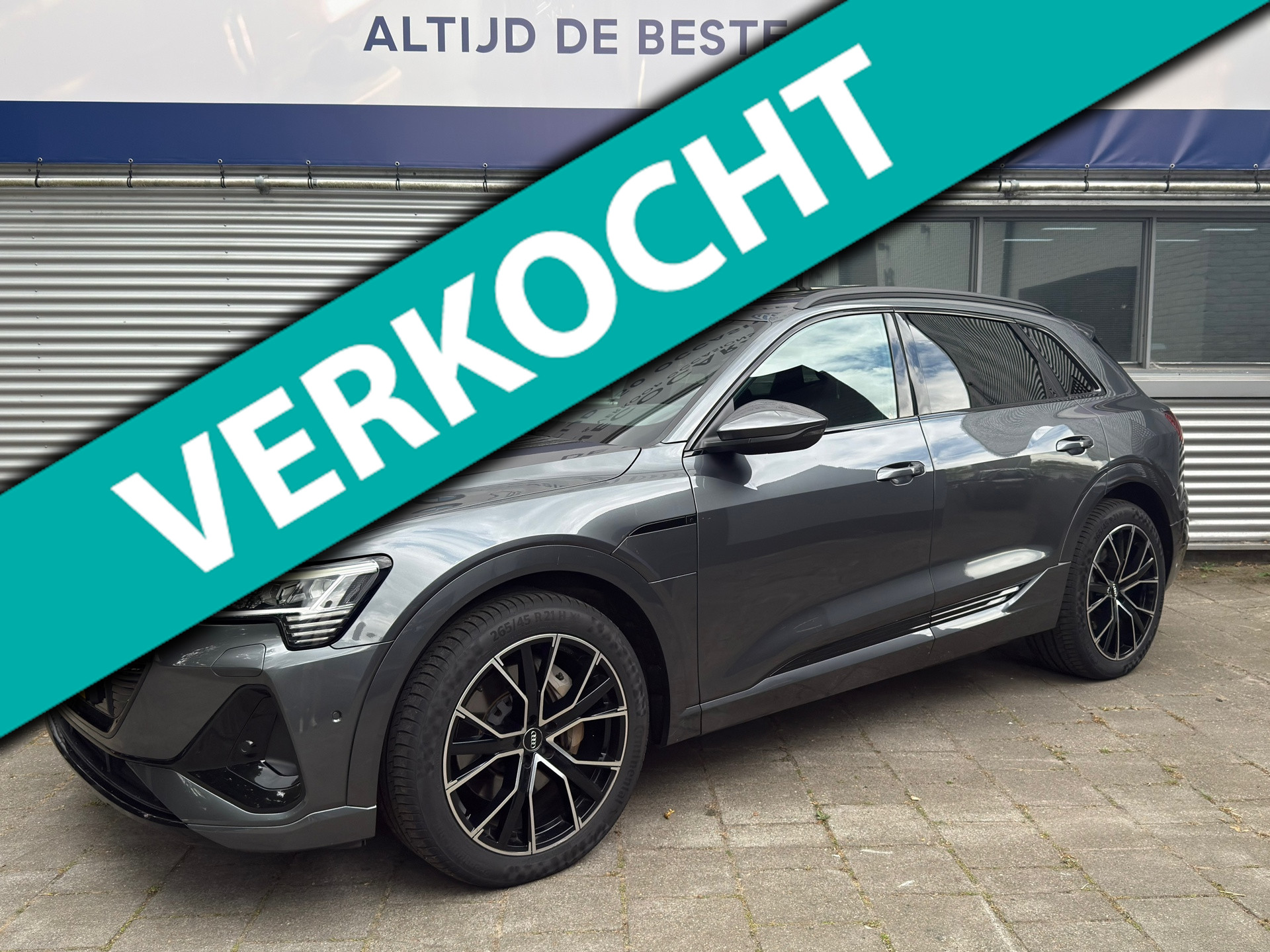 Audi e-tron E-tron 50 quattro Launch edition Black S-Line l 86% SOH l Pano l Camera l Trekhaak l