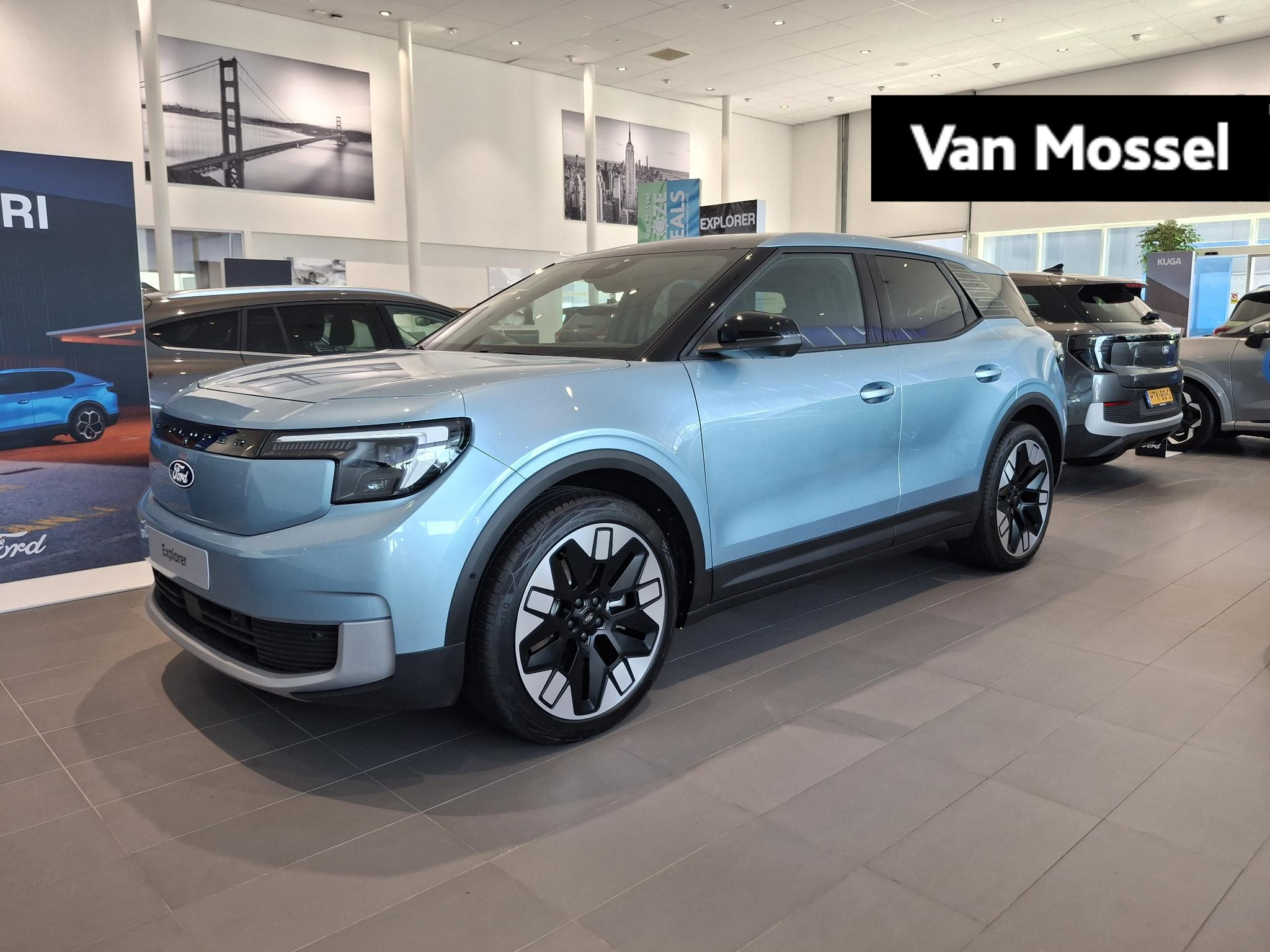 Ford Explorer Premium Extended Range RWD 79 kWh