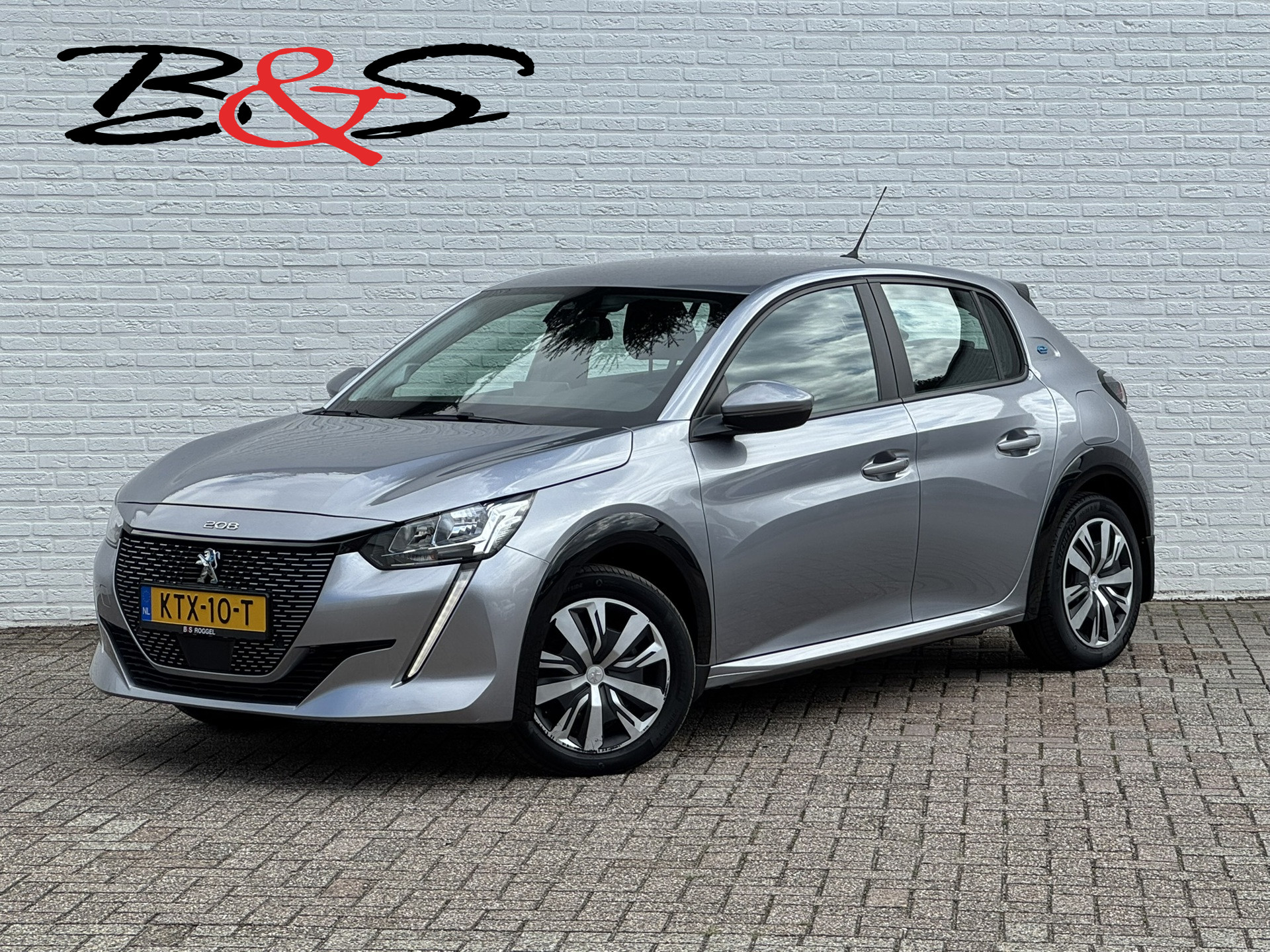 Peugeot e-208 EV Active Pack 50 kWh Camera+pdc Cruise CarPlay Dealer onderhouden
