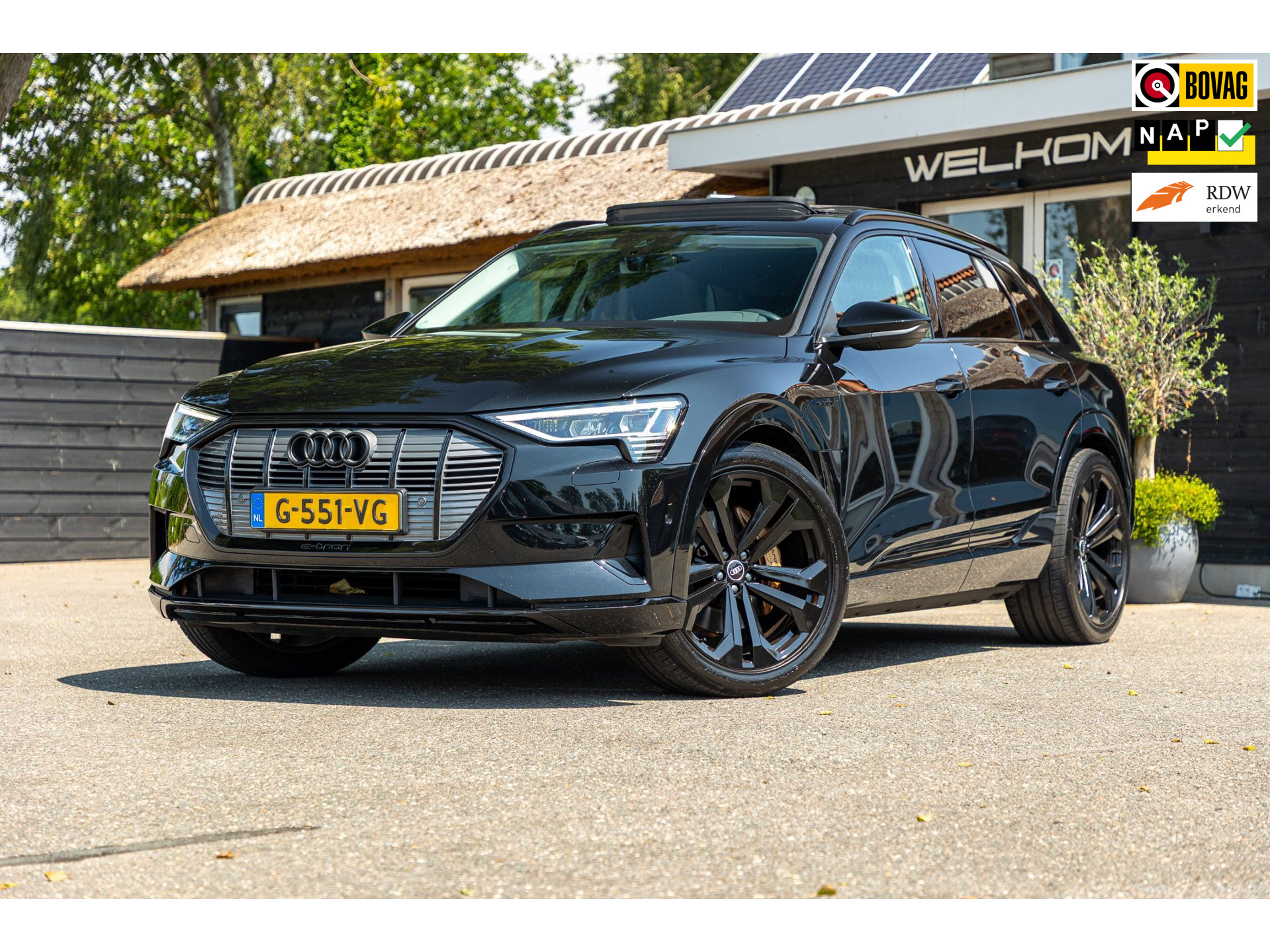 Audi e-tron E-tron 50 quattro S Line 71 kWh Soh 95% I S Line I Panoramadak I 22" I Adaptive Cruise I Luchtvering I CarPlay