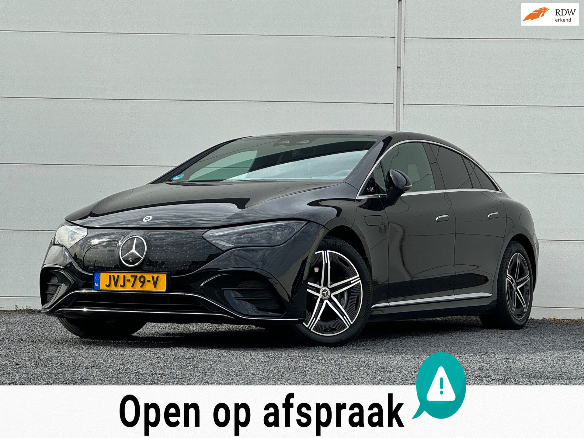 Mercedes-Benz EQE 300 AMG 89 kWh Burmester 360 Cam Distronic Keyless Memory seats Leer Dodehoek detectie State of Health 96%