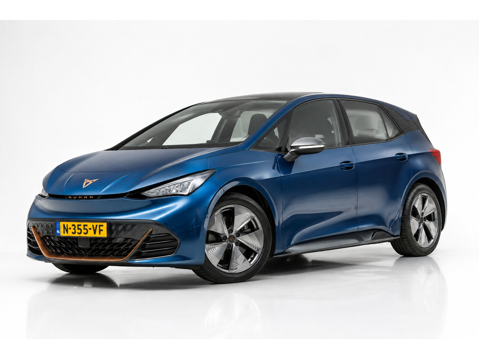 CUPRA Born Business One 62 kWh SOH 91,6% | CAMERA | ACC | SFEERVERLICHTING | NAP | APPLE CARPLAY | ANDROID AUTO