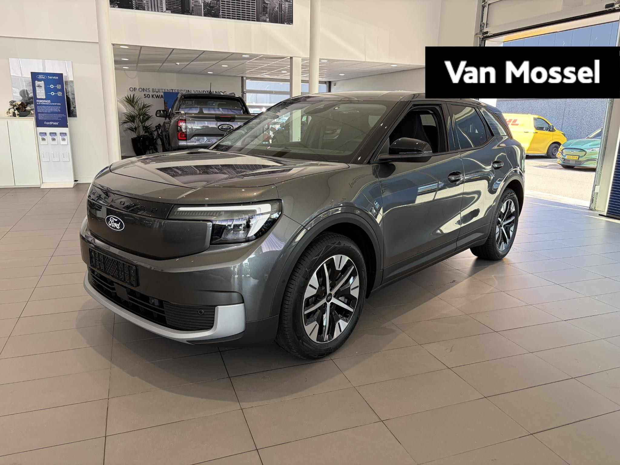 Ford Explorer Select Extended Range RWD 77 kWh