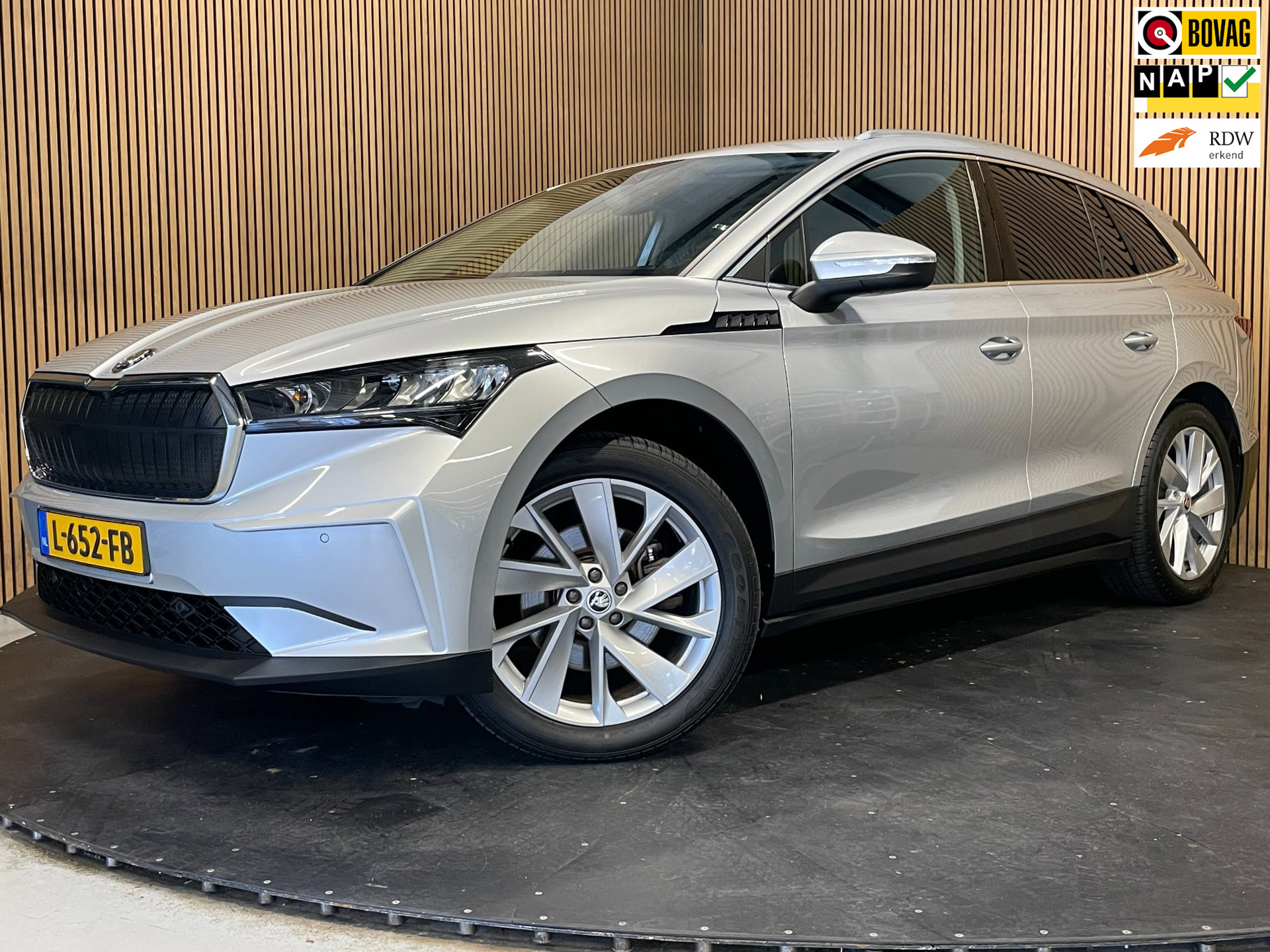 Škoda Enyaq iV 60|90% SOH|1/2 LEDER|APPLE CARPLAY|ANDROID AUTO|NAVIGATIE|CAMERA|CLIMATE+CRUISE CONTROL|NL-AUTO|NAP|1 EIG|INCL.BTW|