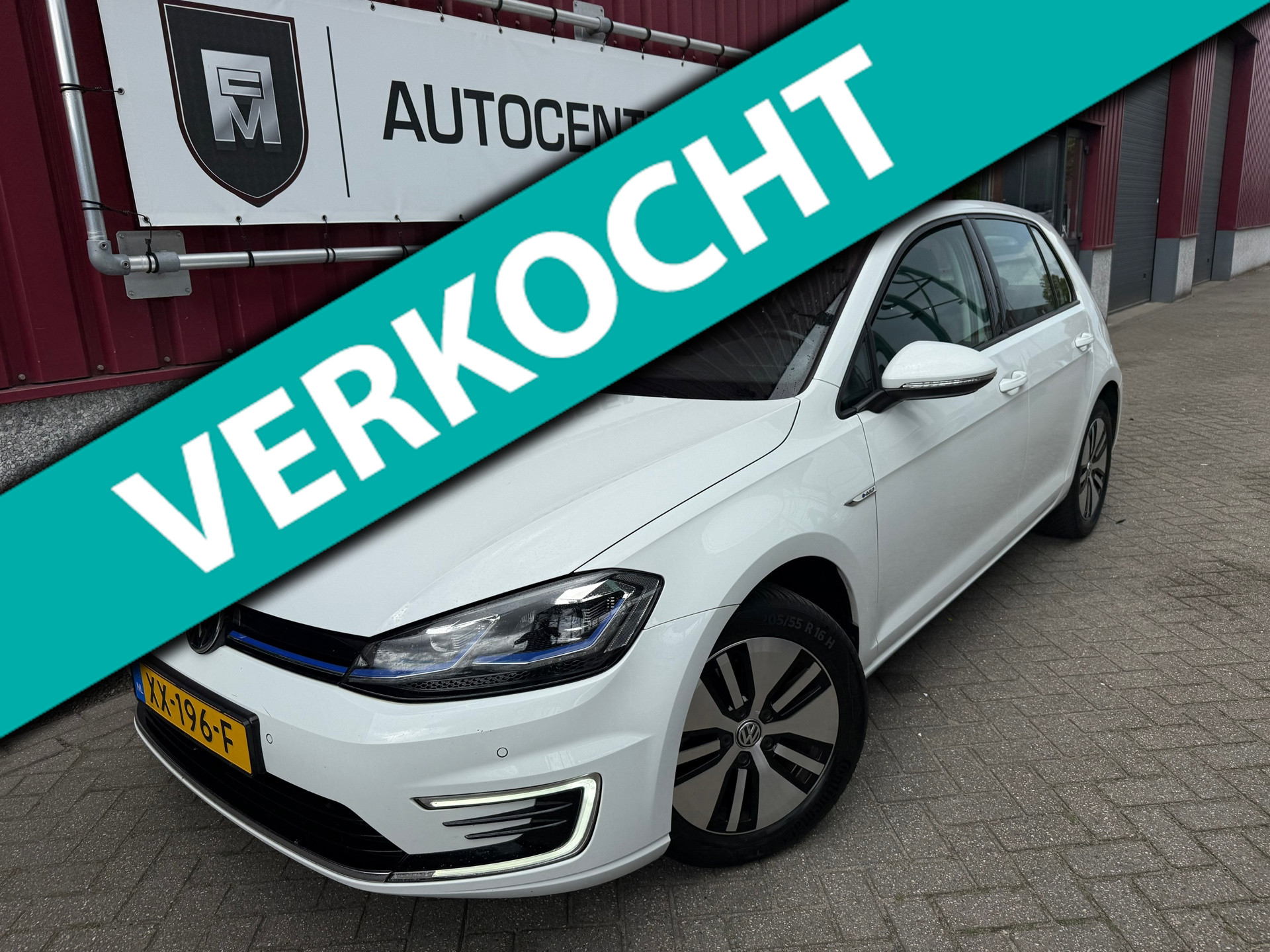 Volkswagen e-Golf E-Golf // 5-DRS // Leer // PDC // Navi // LED //