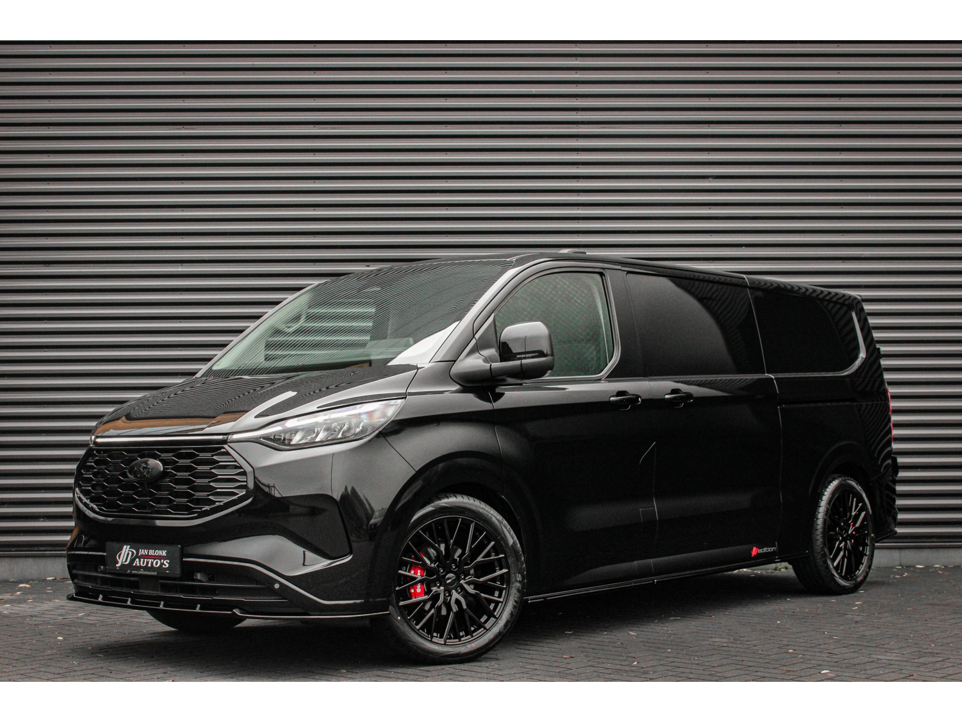 Ford E-Transit Cust. L2H1 Limited 71 kWh 218PK / JB- EDITON / CAMERA / 370KM RANGE / APPLE CARPLAY /DRIVERS- PACK /FULL OPTION
