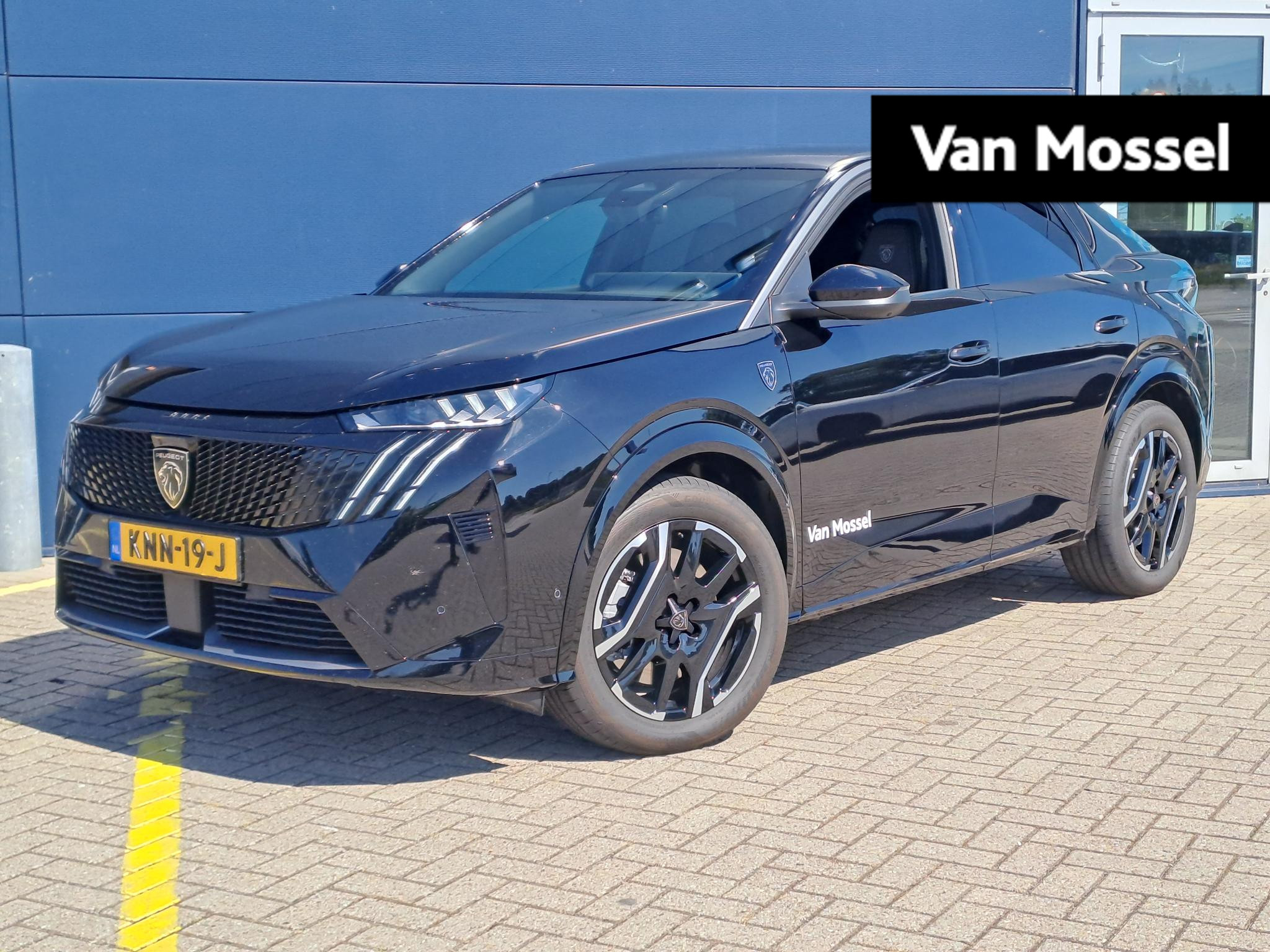 Peugeot e-3008 GT Long Range 230 97 kWh