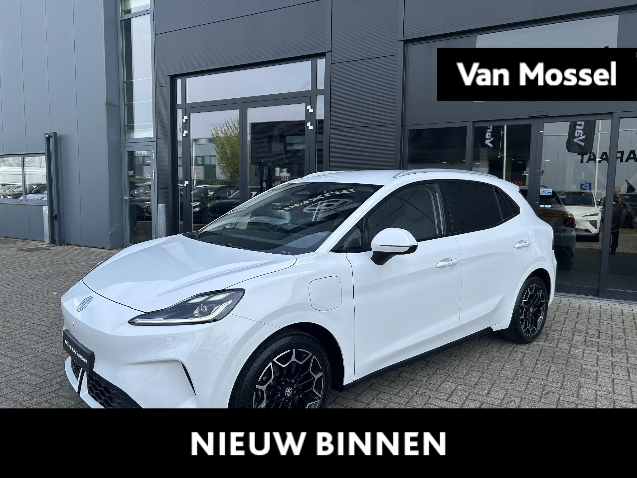 MG MG4 EV Urban Premium 54 kWh