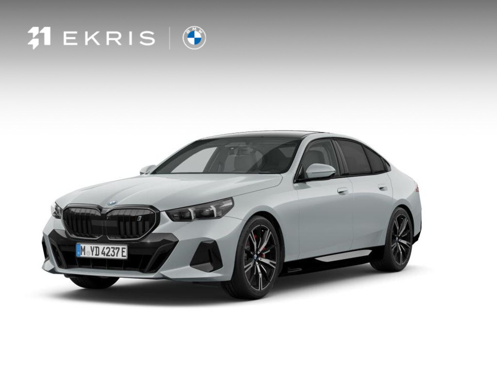BMW i5 eDrive40