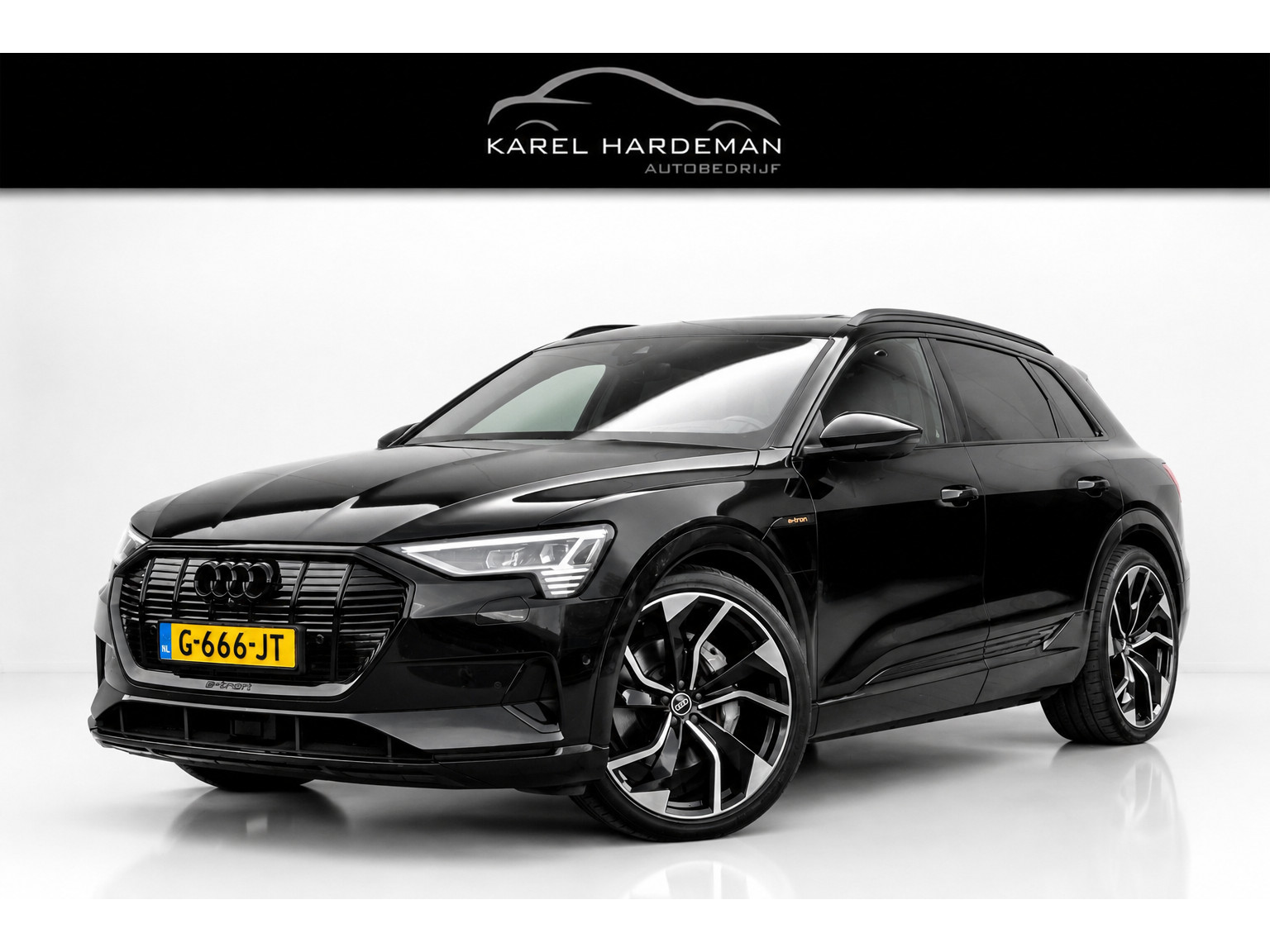 Audi e-tron E-tron 55 quattro advanced Pro Line Plus 95 kWh |SOH 90% | Trekhaak | Pano | ACC | B&O | Head Up