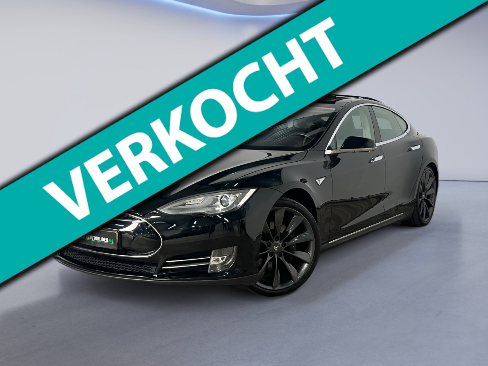 Tesla Model S 85 Base|FREE SUPERSCHARGE|PANO|ACCU REFURBISHED|6 MAANDEN GARANTIE ACCU|