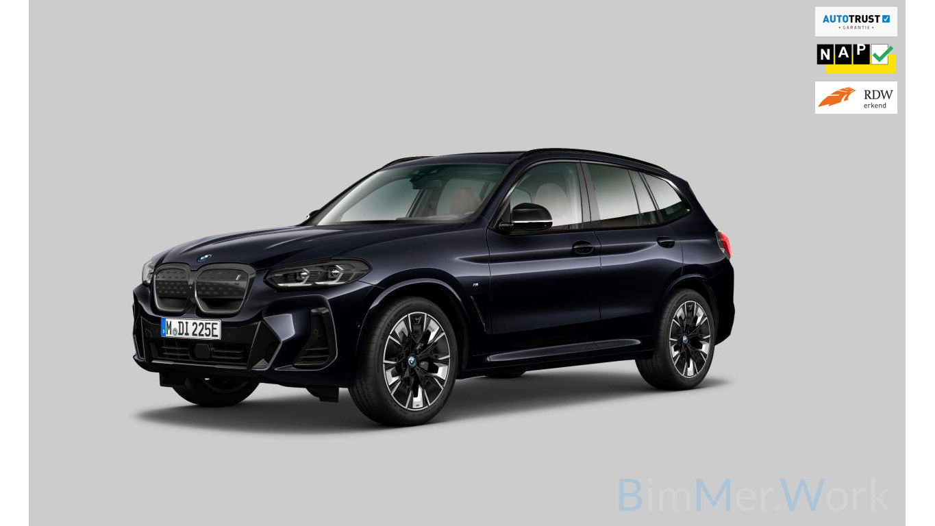 BMW iX3 High Executive 80 kWh M-SPORT SOH 93,7% l PANO l TREKHAAK l HUD l H/K l 360 l SFEER l MEMORY l HUD l MATRIX