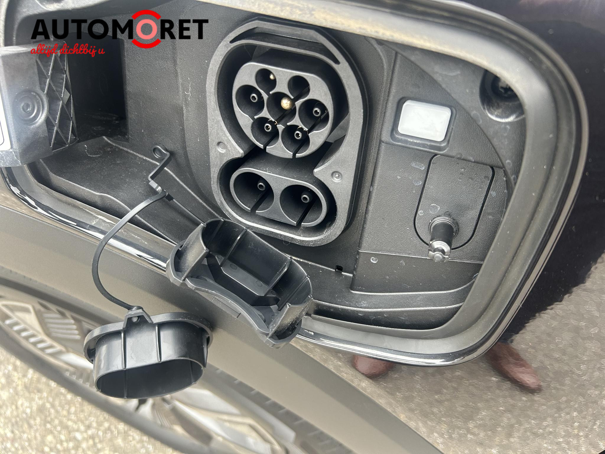 KGM Torres EVX Platinum 73.4 kWh