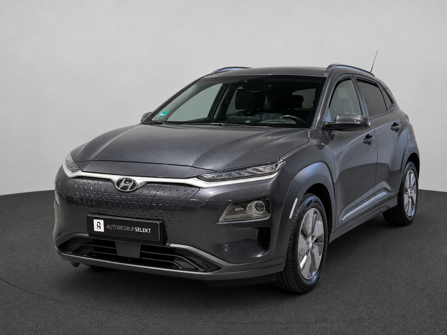 Hyundai Kona EV Comfort 64 kWh | 150 kW | 449 km WLTP | Stoelventilatie | Camera | Carplay | Dealer onderhouden