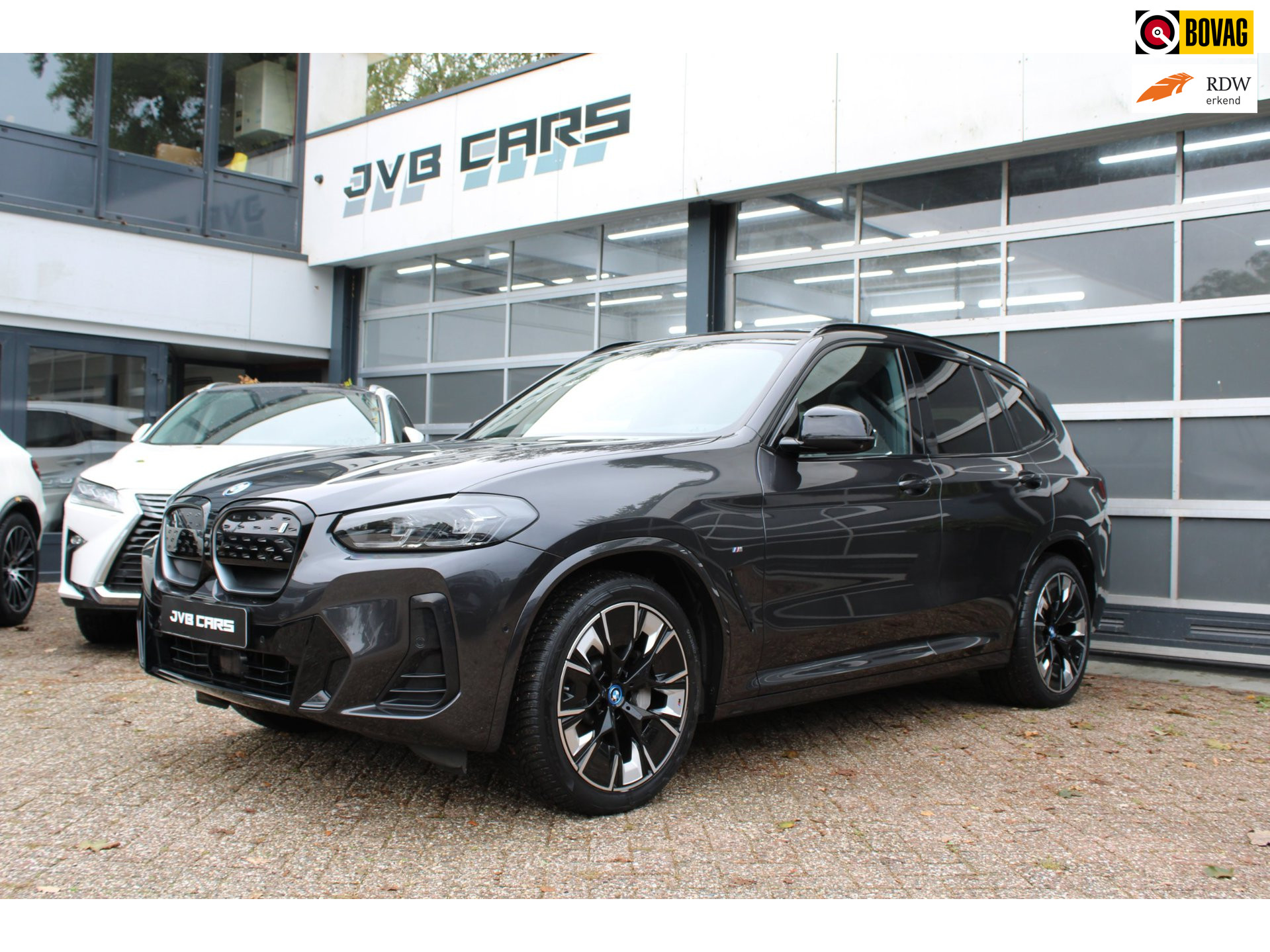 BMW iX3 High Executive 80 kWh/pano/Mpakket