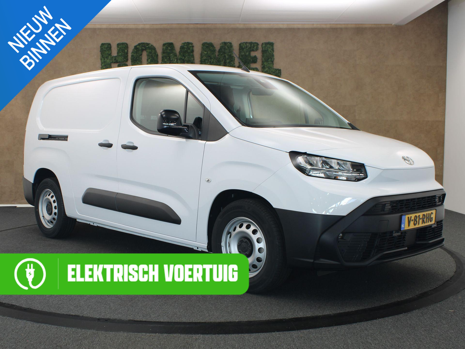 Toyota ProAce CITY Electric Navigator LONG 50 kWh