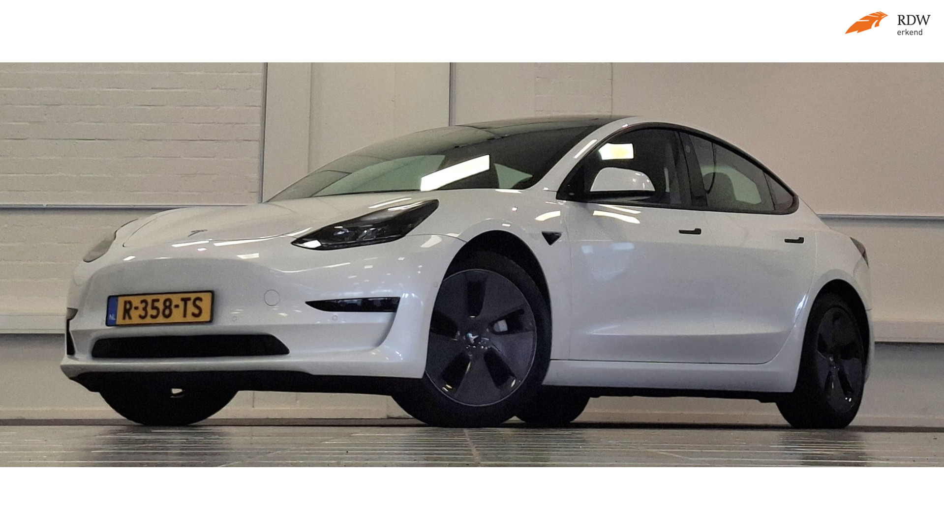 Tesla Model 3 Standard RWD Plus 60 kWh SOH 86% Faceflift