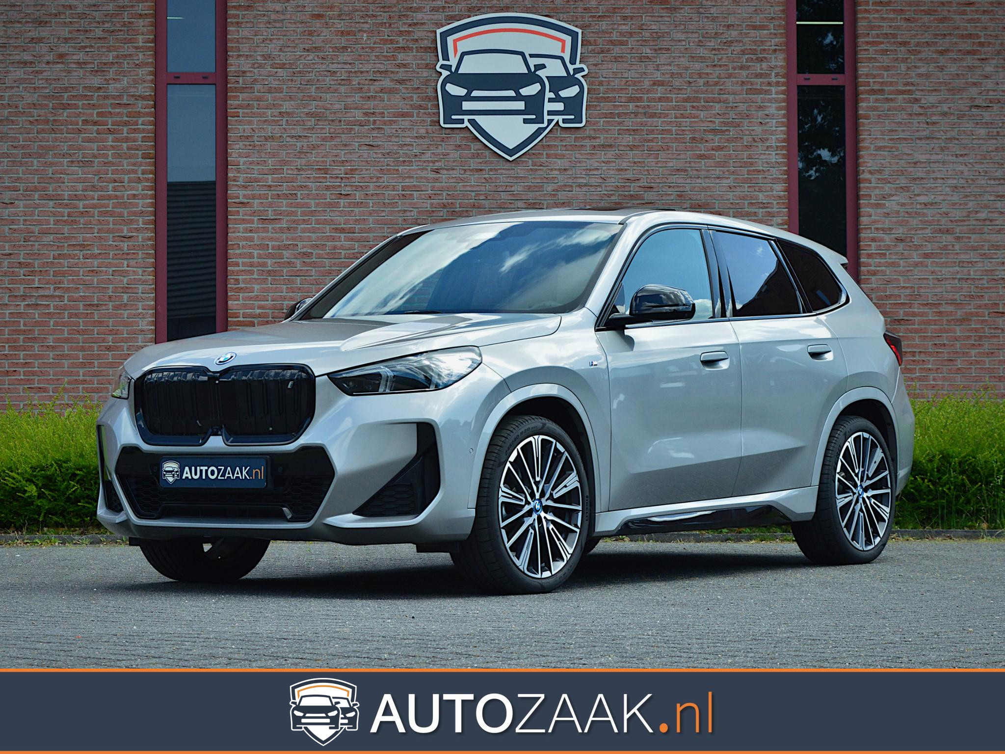 BMW iX1 xDrive30 M Sport | Innovation Pack | VOL
