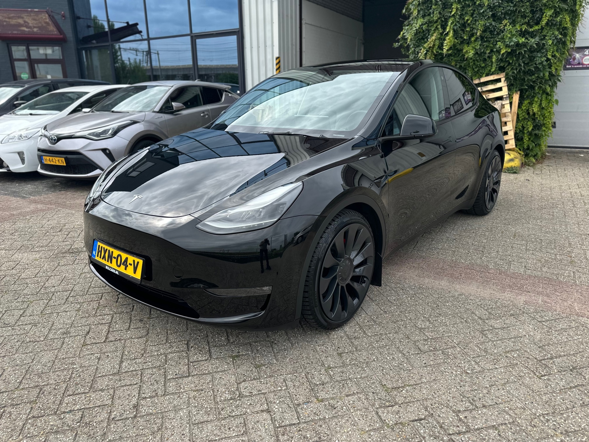 Tesla Model Y Performance AWD 75 kWh,