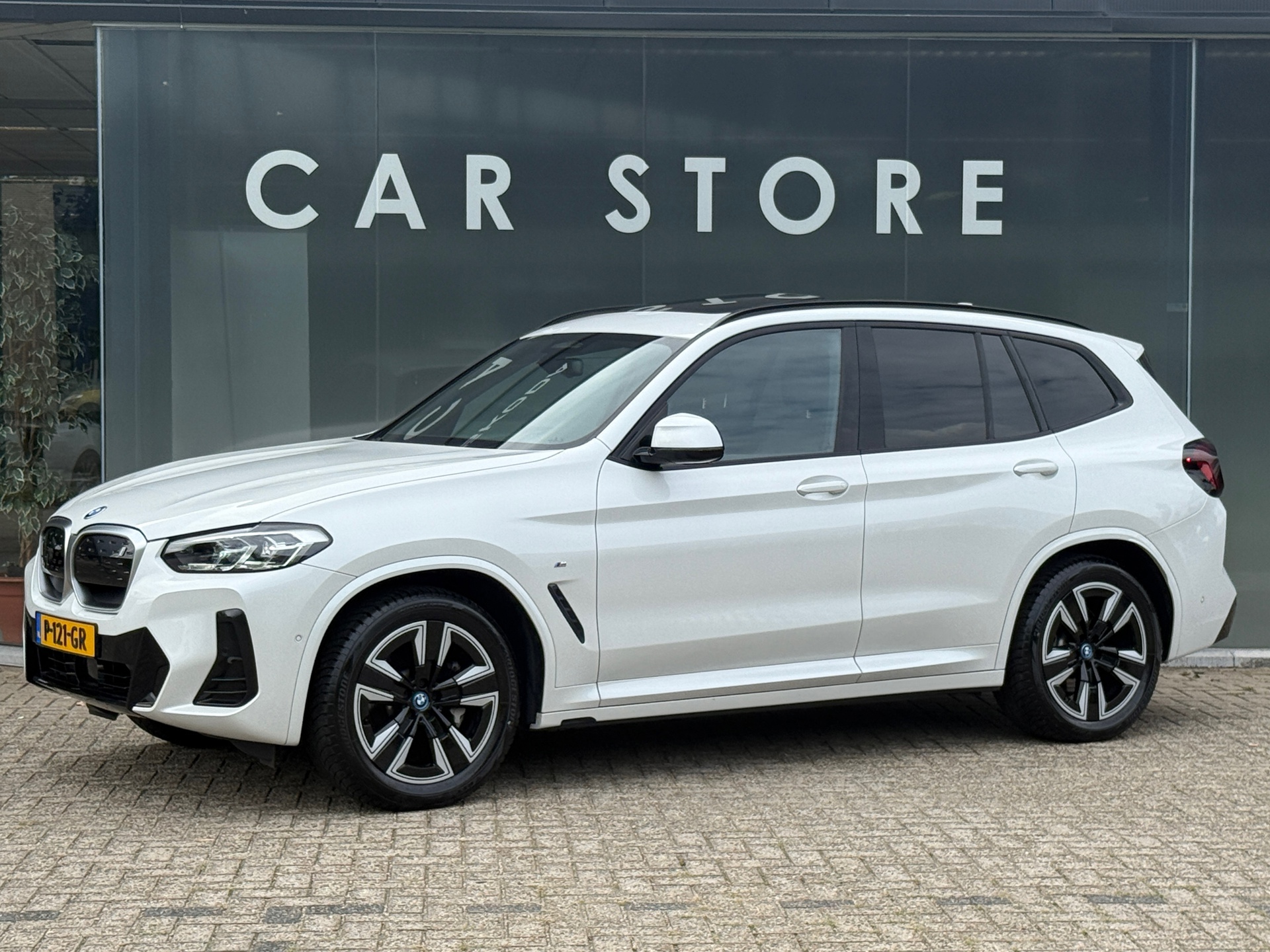 BMW iX3 Executive M-Sport 80 kWh 99% SOH Shadow LCI FACELIFT