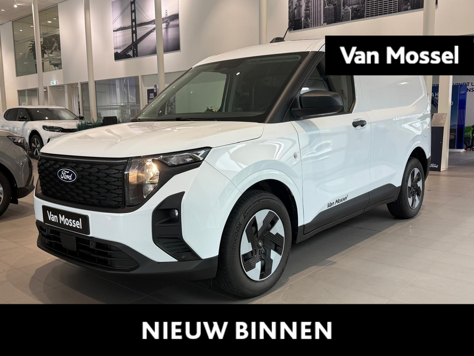 Ford E-Transit Courier Trend