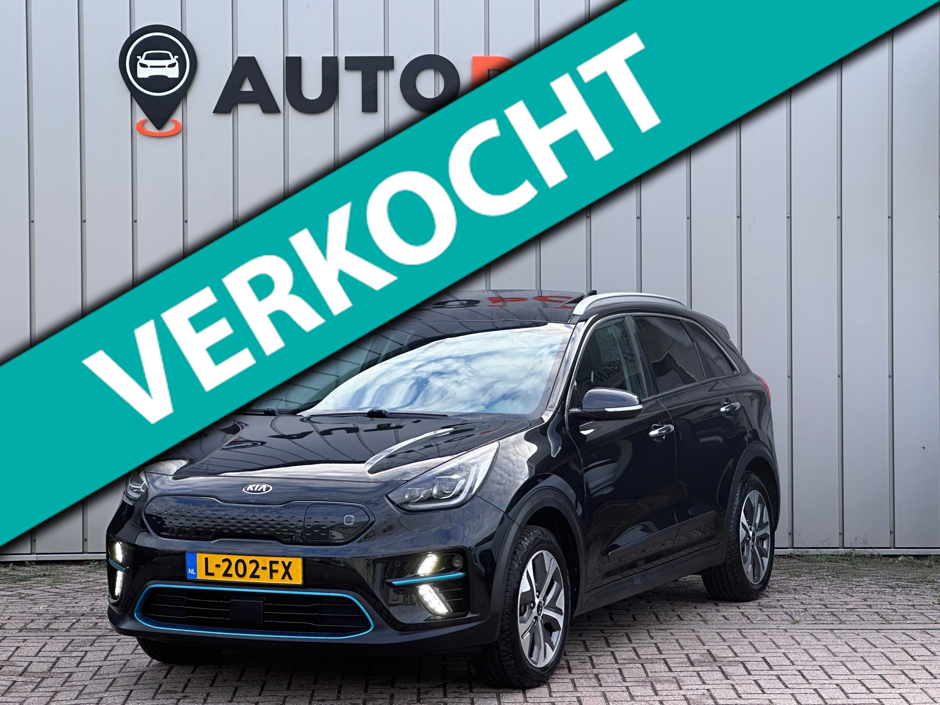 Kia e-Niro ExecutiveLine 64 kWh PANO SOH 100% FASE 3 WARMTEPOMP DEALER OND