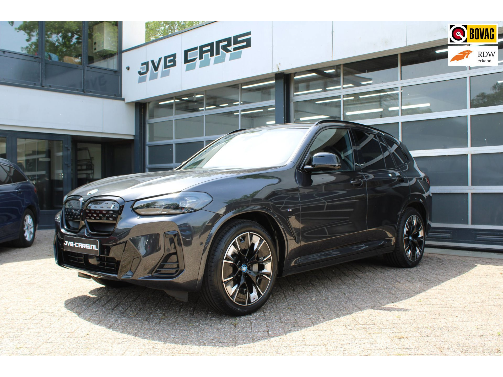 BMW iX3 High Executive 80 kWh/pano/Mpakket