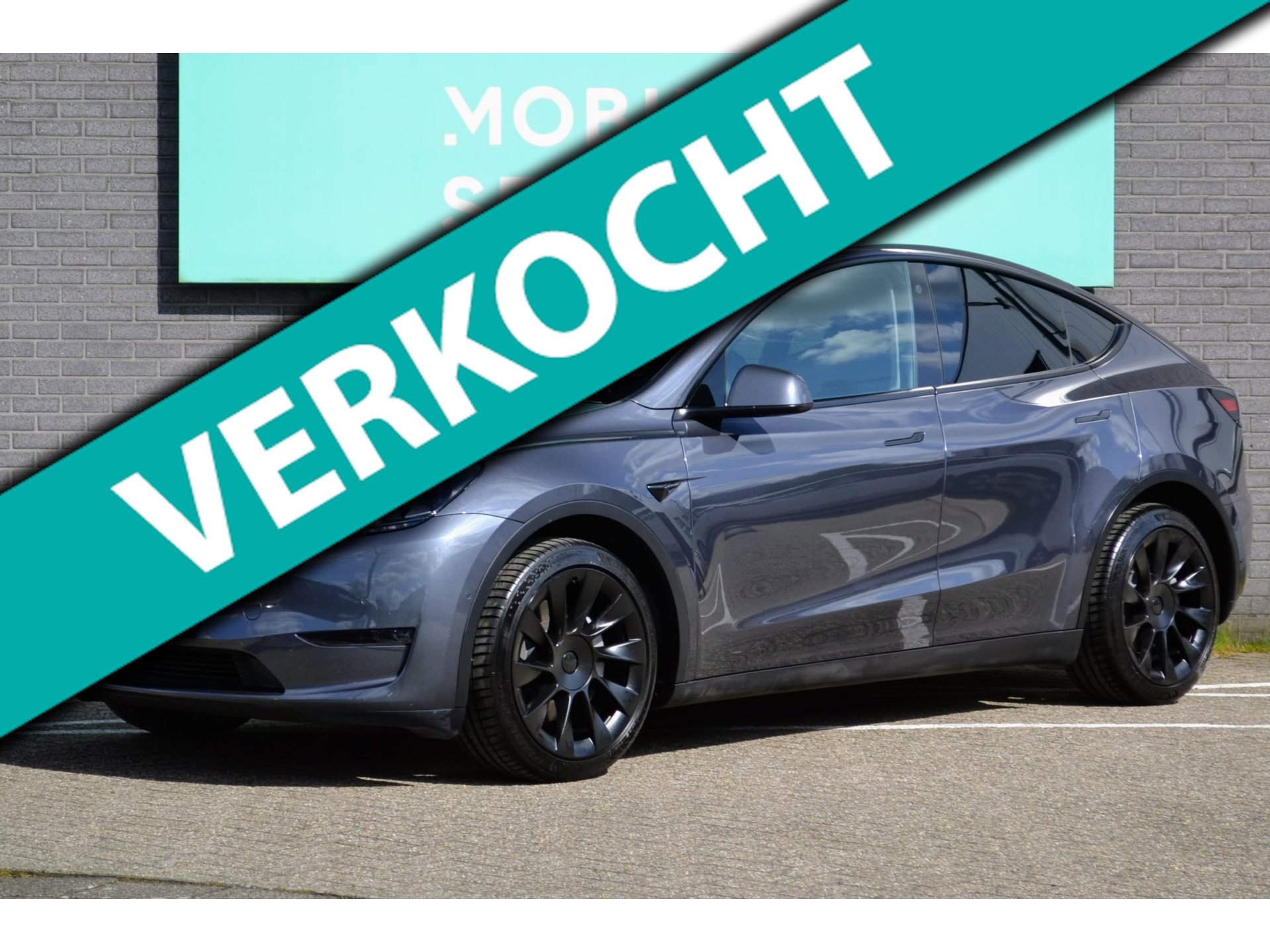 Tesla Model Y Long Range AWD 75 kWh W.Pomp Pano Leder LMV