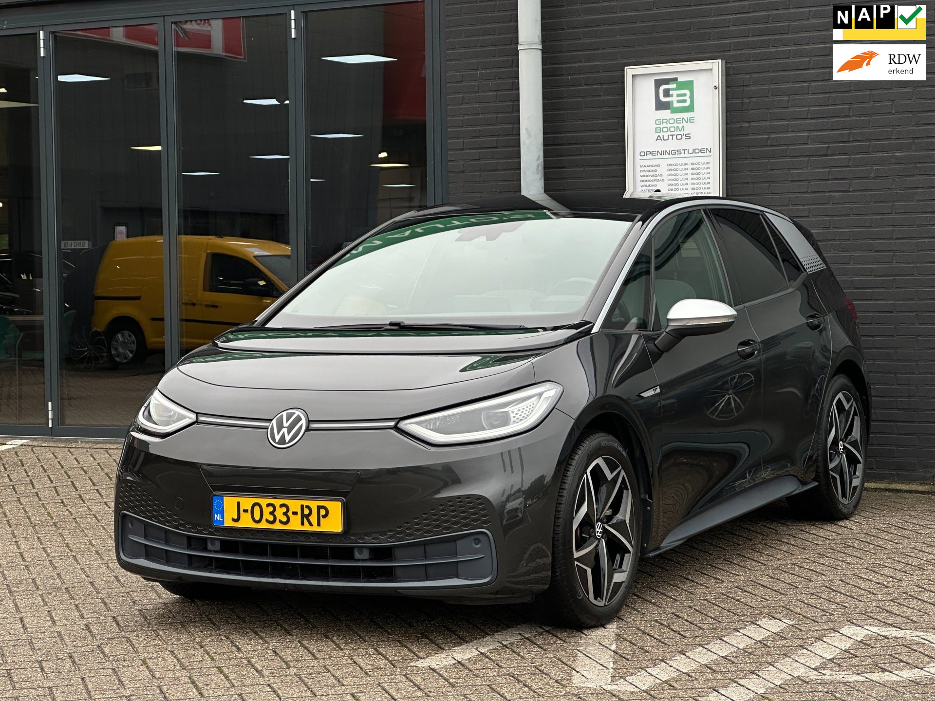 Volkswagen ID.3 First Plus 58 kWh/CAMERA/CARPLAY/NETTE STAAT/NAP!!