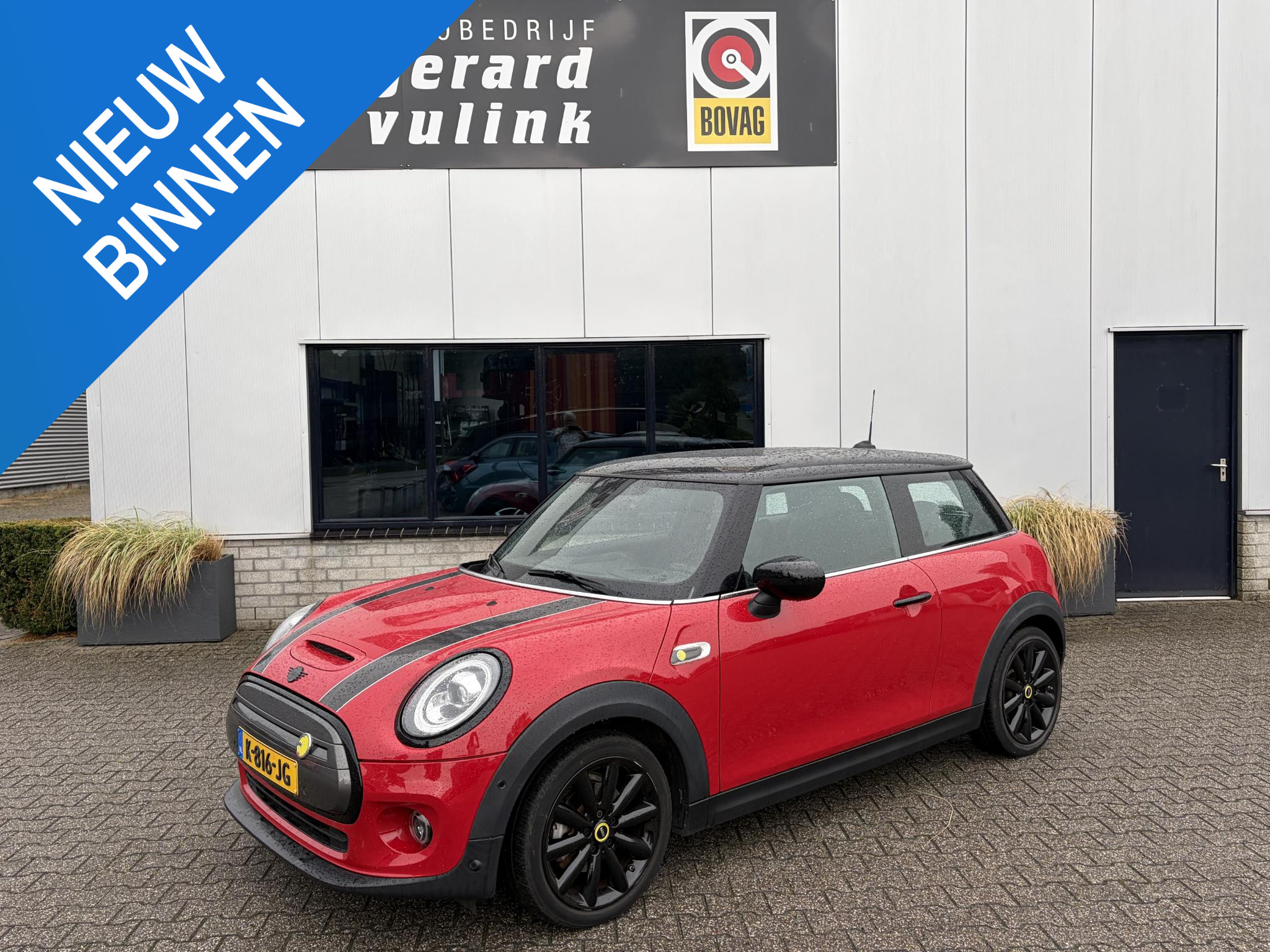MINI Electric Charged 33 kWh CAMERA LEDER NAV ENZ 183KM bij 100%