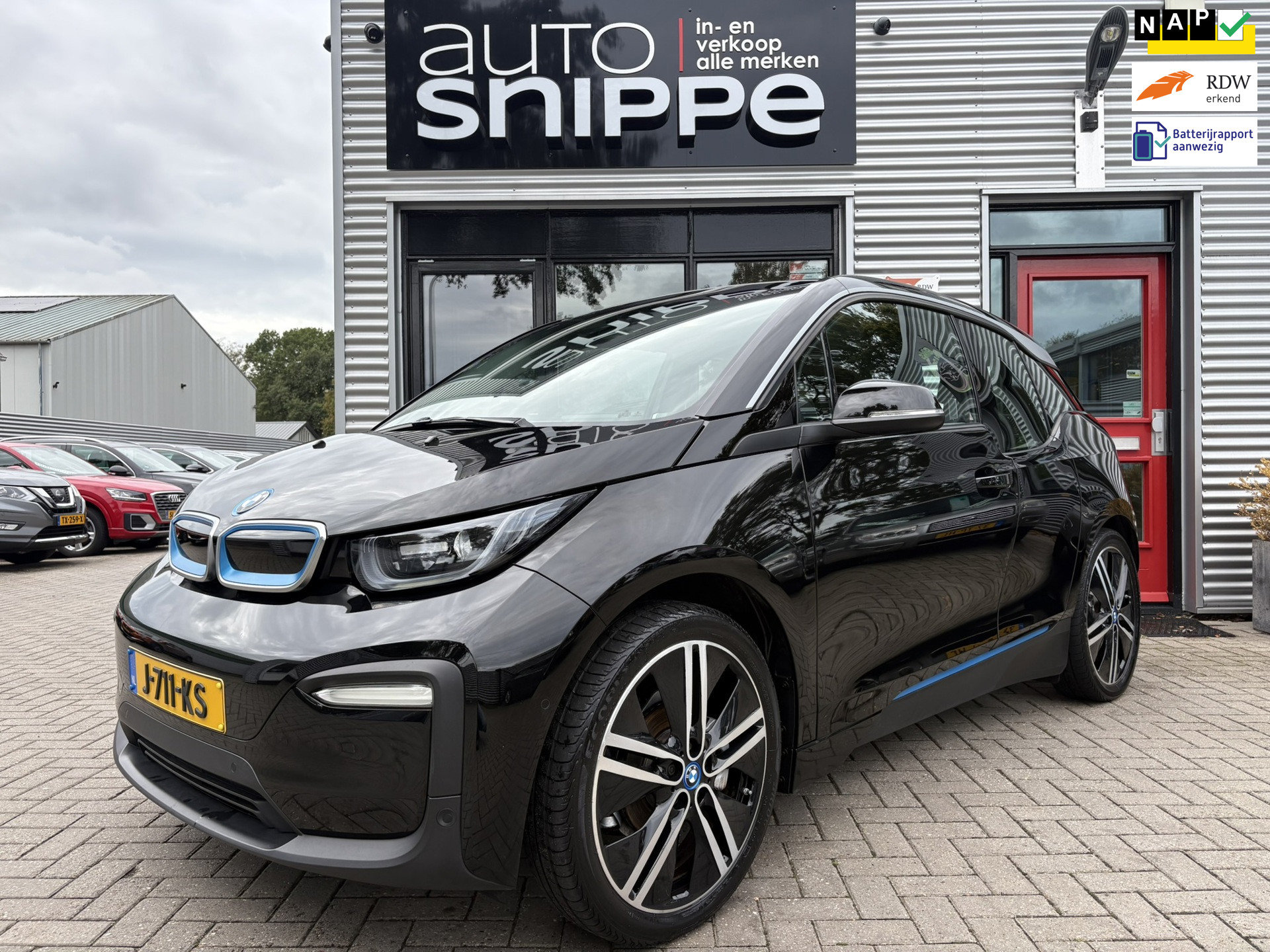 BMW i3 Executive Edition 120Ah 42 kWh -SOH 95%-GROOT SCHERM-HARMAN/KARDON SOUNDSYSTEM-STOELVERWARMING-LED-DEALER ONDERHOUDEN!