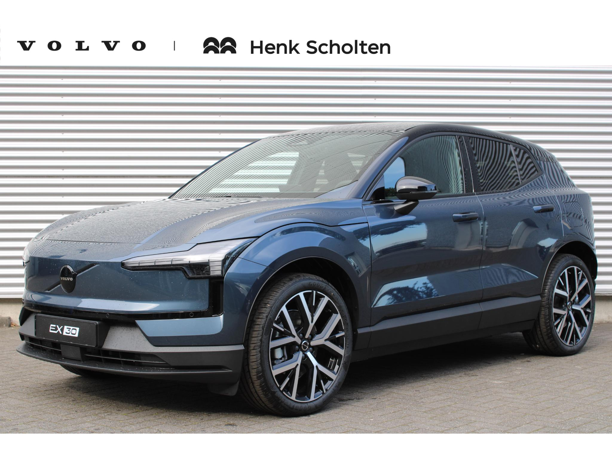 Volvo EX30 P5 Long Range Plus Black Edition Europa 69 kWh |