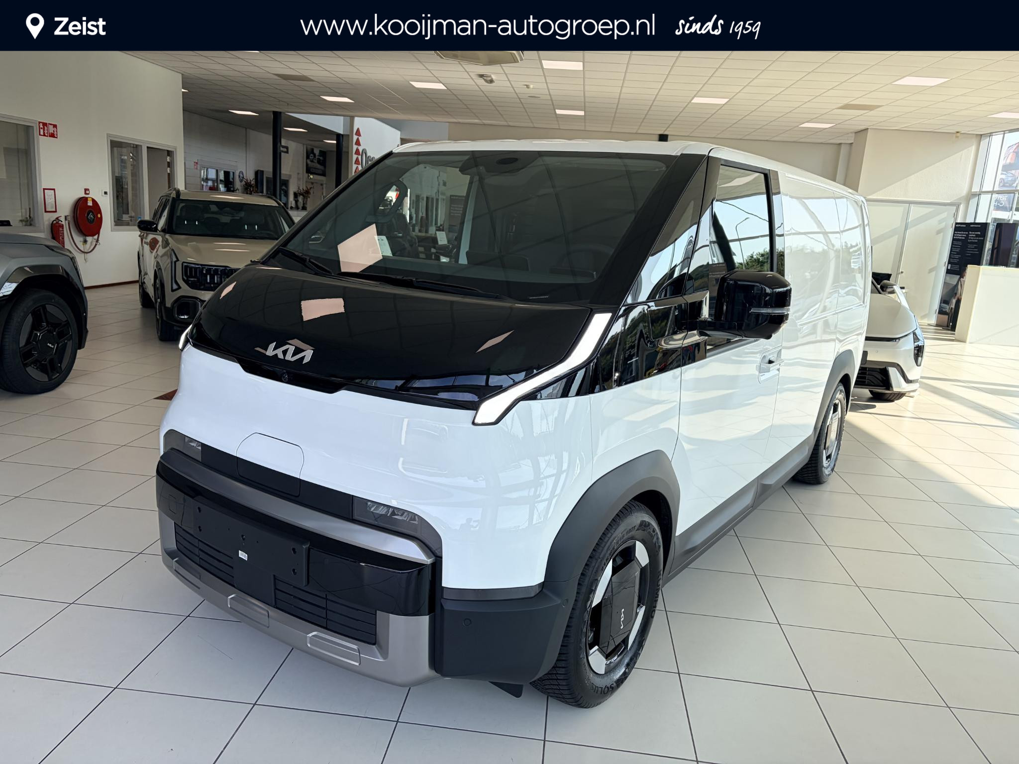 Kia PV5 Cargo L2H1 3D Elite Executive 71.2 kWh