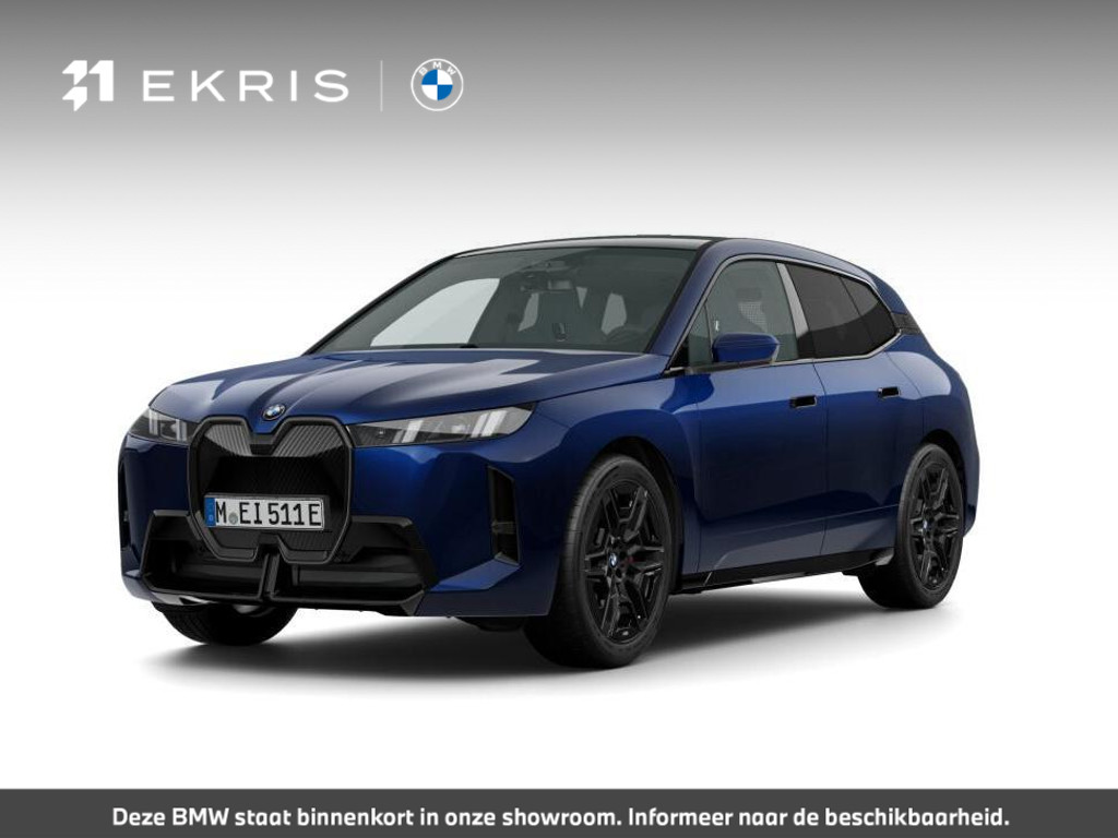BMW iX xDrive45 101 kWh