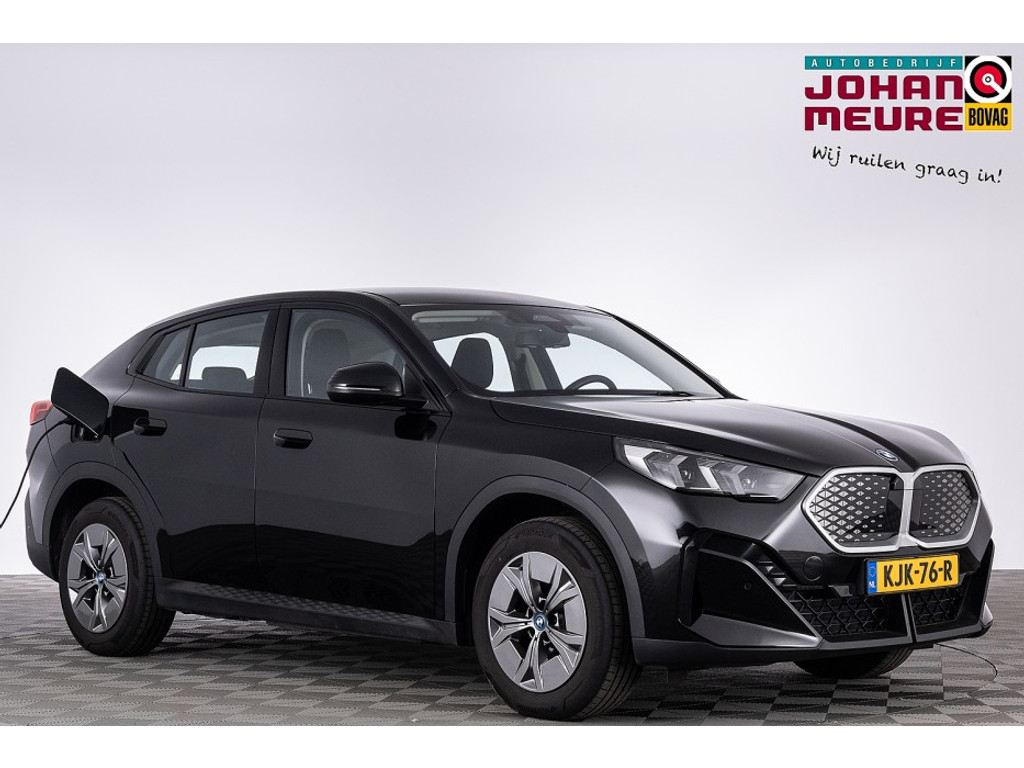 BMW iX2 eDrive20 67 kWh | Full LED | NAVI | PDC | ECC | SOH: 98,3% |