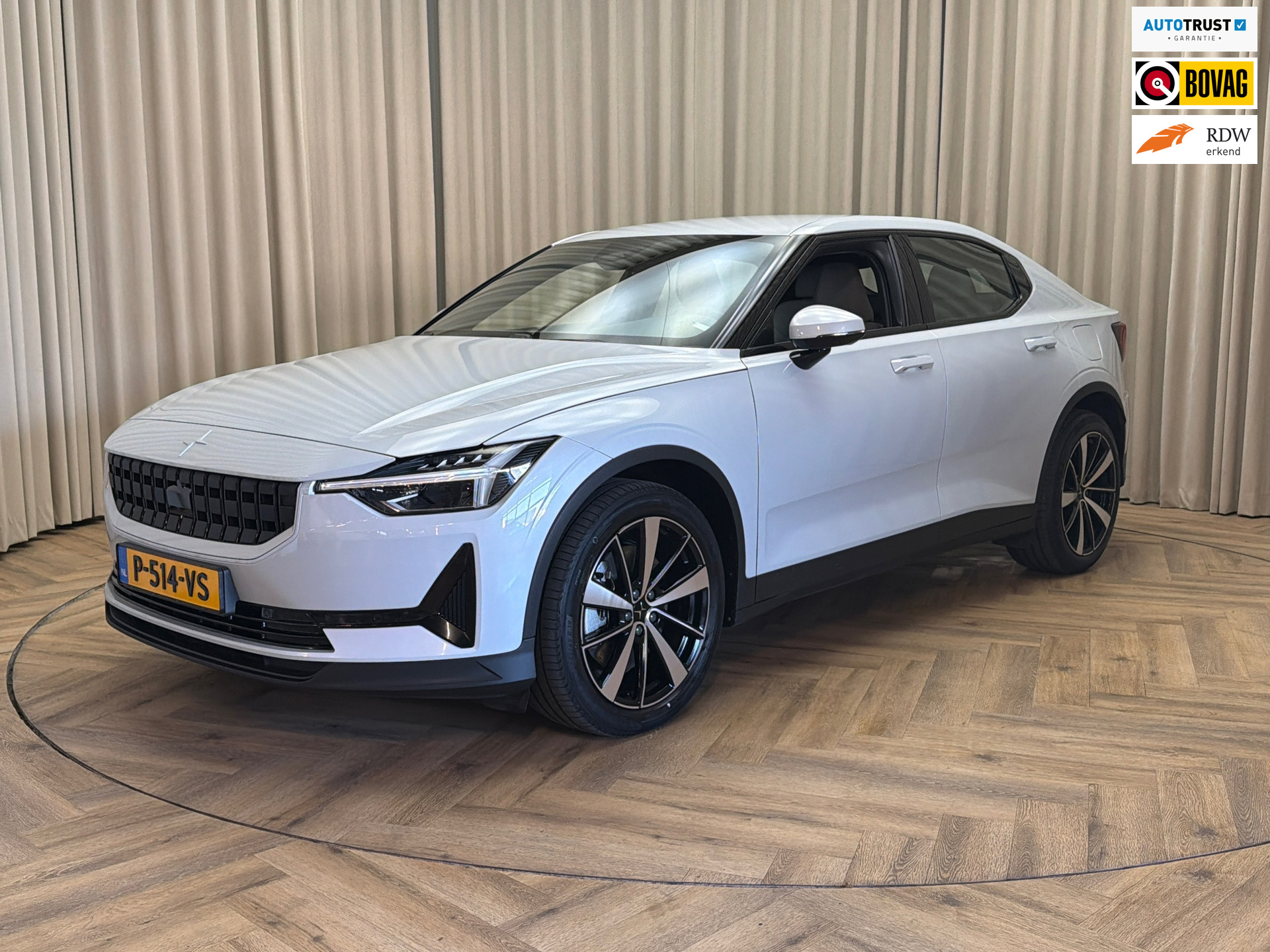 Polestar 2 Standard Range Single Motor | Elek. Stoel met memory | Elek.Kofferbak | Stoelverwarming | Camera | SOH 96%