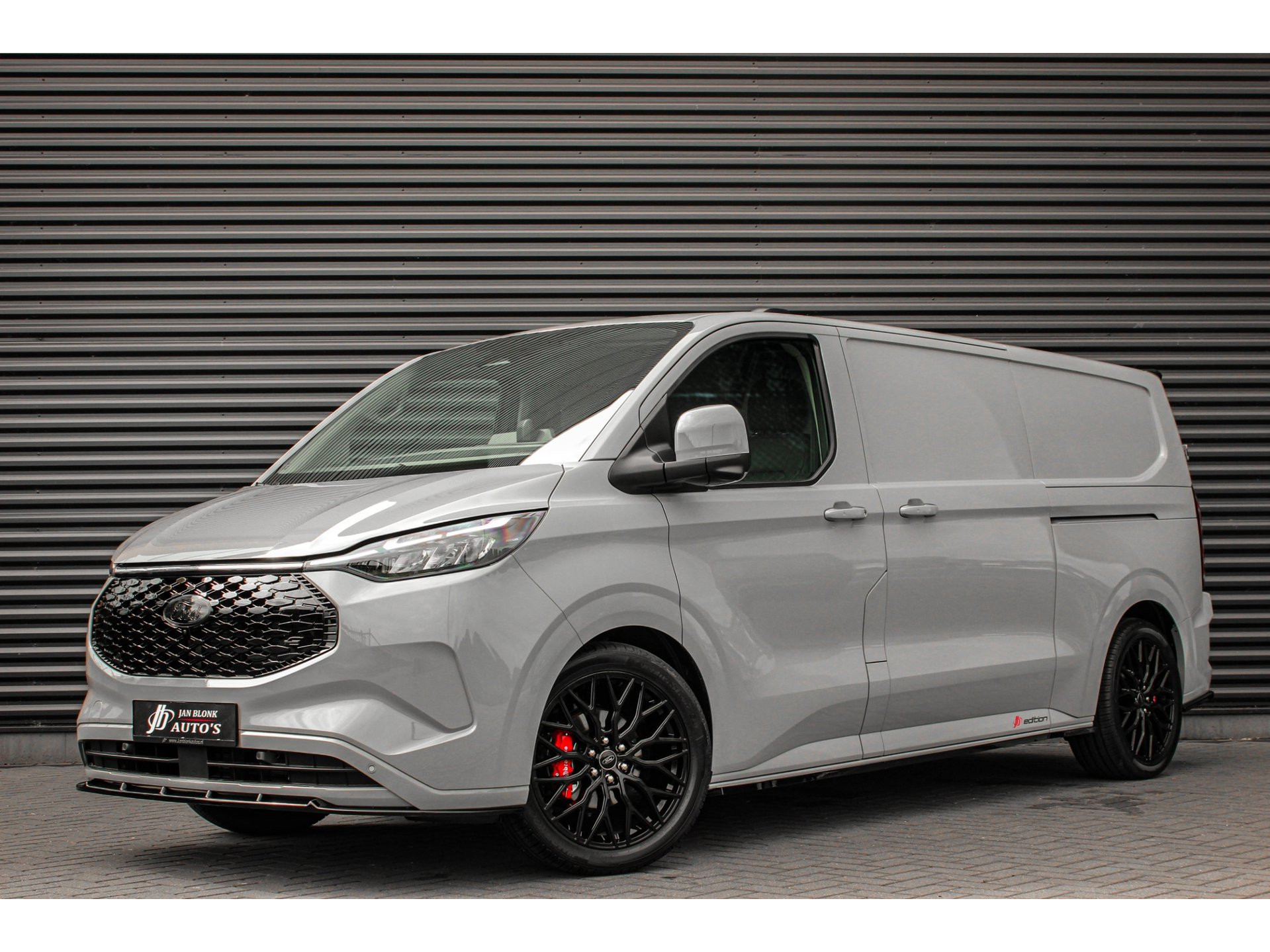 Ford E-Transit Cust. 340 L2H1 Limited 71kWh 218PK / JB- EDITON / CAMERA / 370KM RANGE / APPLE CARPLAY /DRIVERS- PACK /FULL OPTION