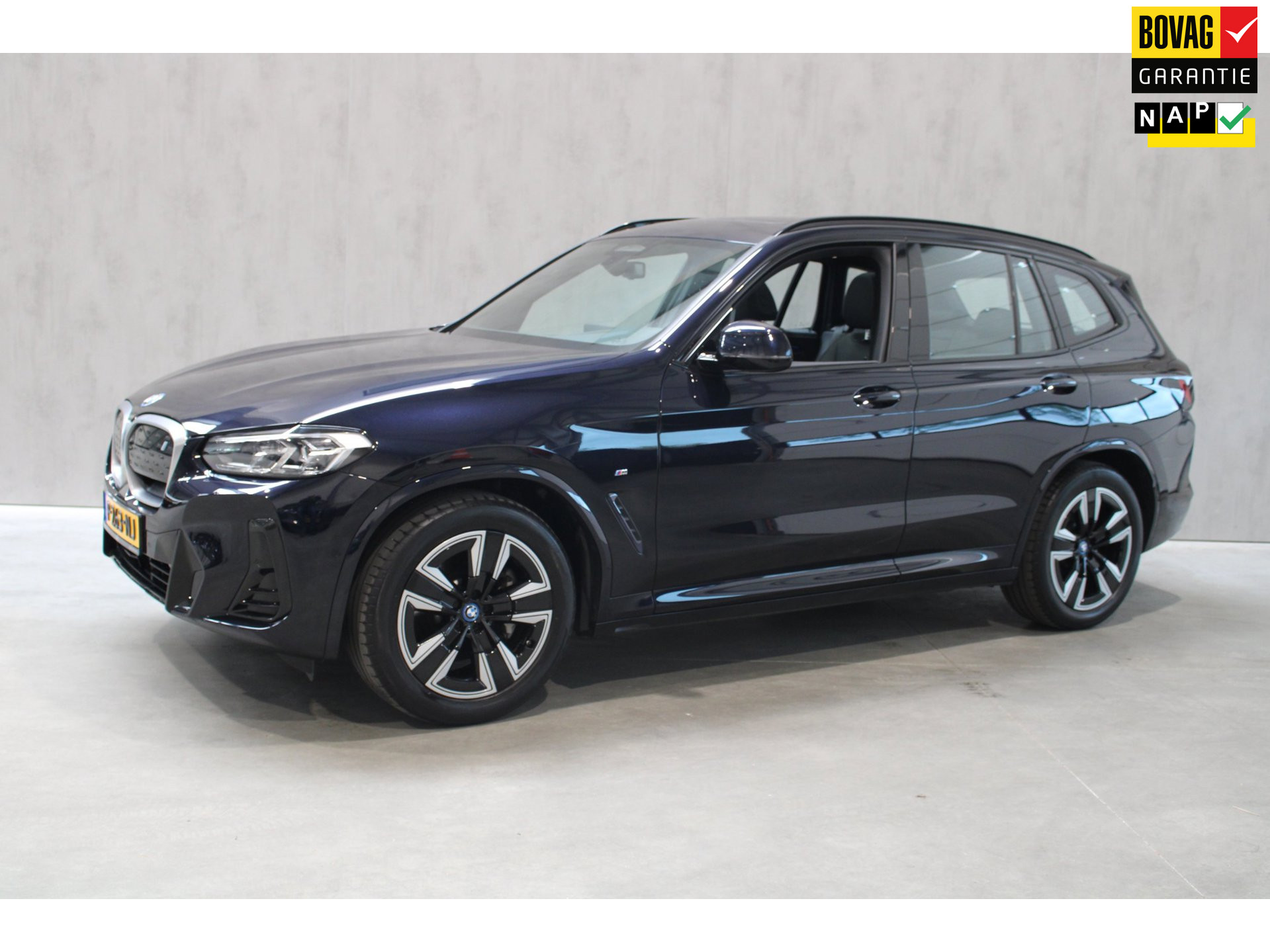 BMW iX3 Executive 80 kWh SOH 99%/Pano/M-sport/Led/Camera Prijs is rijklaar
