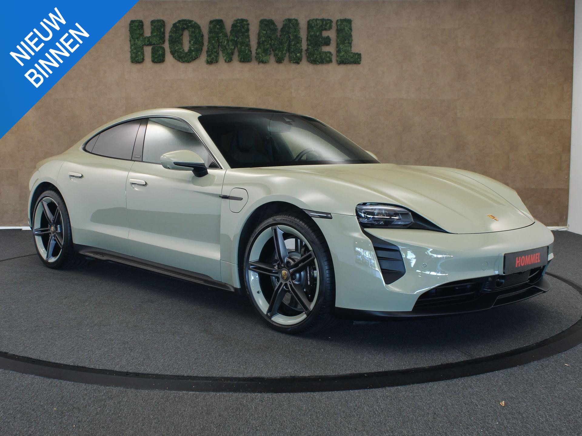 Porsche Taycan GTS HOCKENHEIMRING EDITION 93 kWh