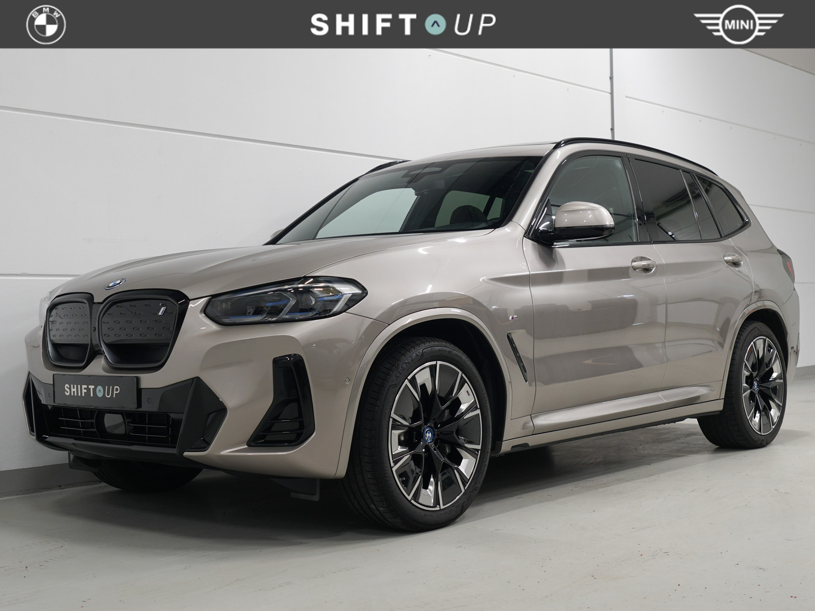BMW iX3 80 kWh M-Sport | Panoramadak | Harman Kardon | Head Up