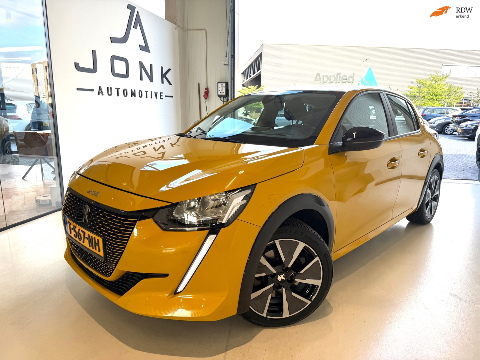 Peugeot e-208 EV Active 50 kWh. Garantie Apk