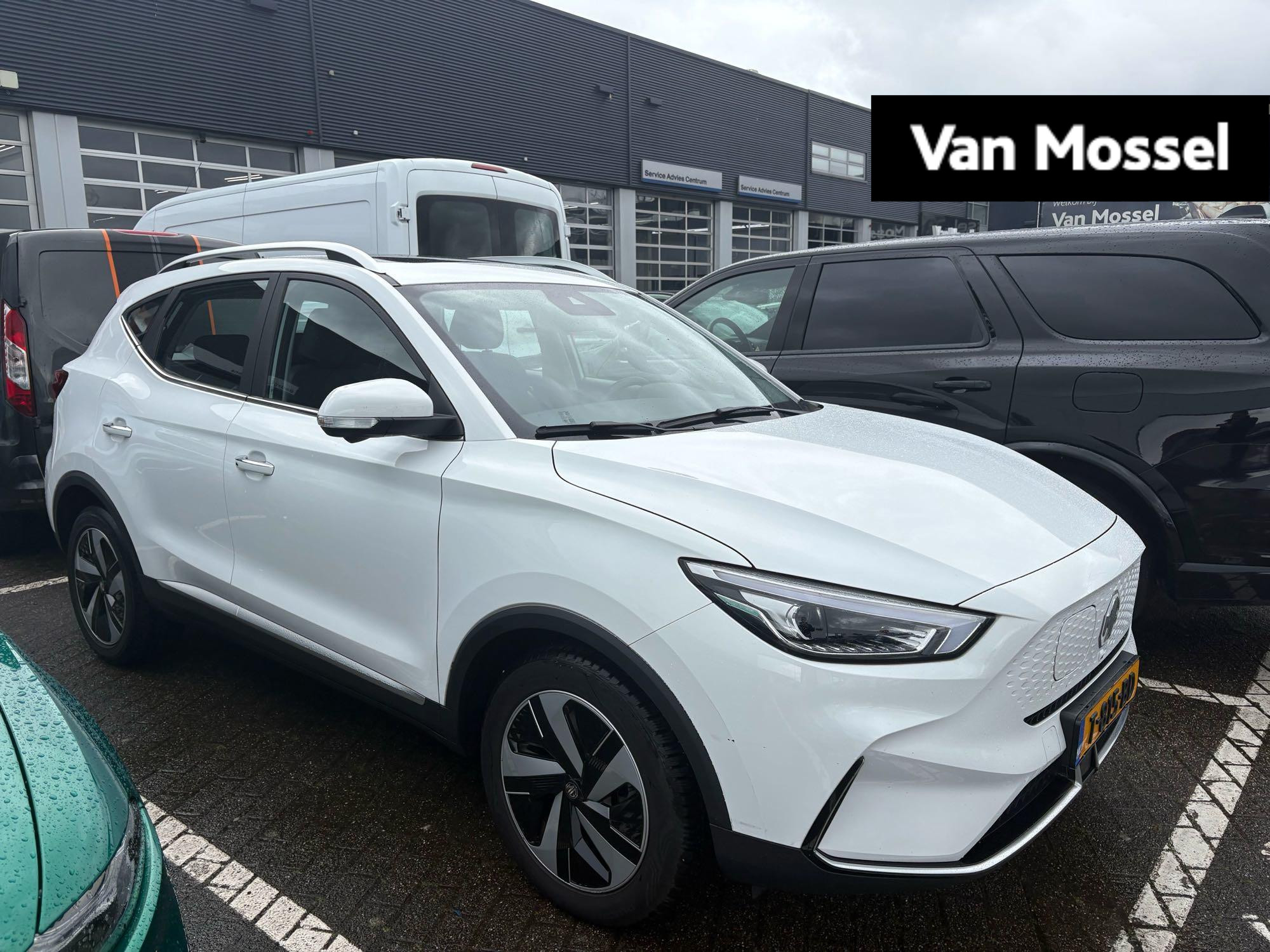 MG ZS EV Long Range Luxury 70 kWh
