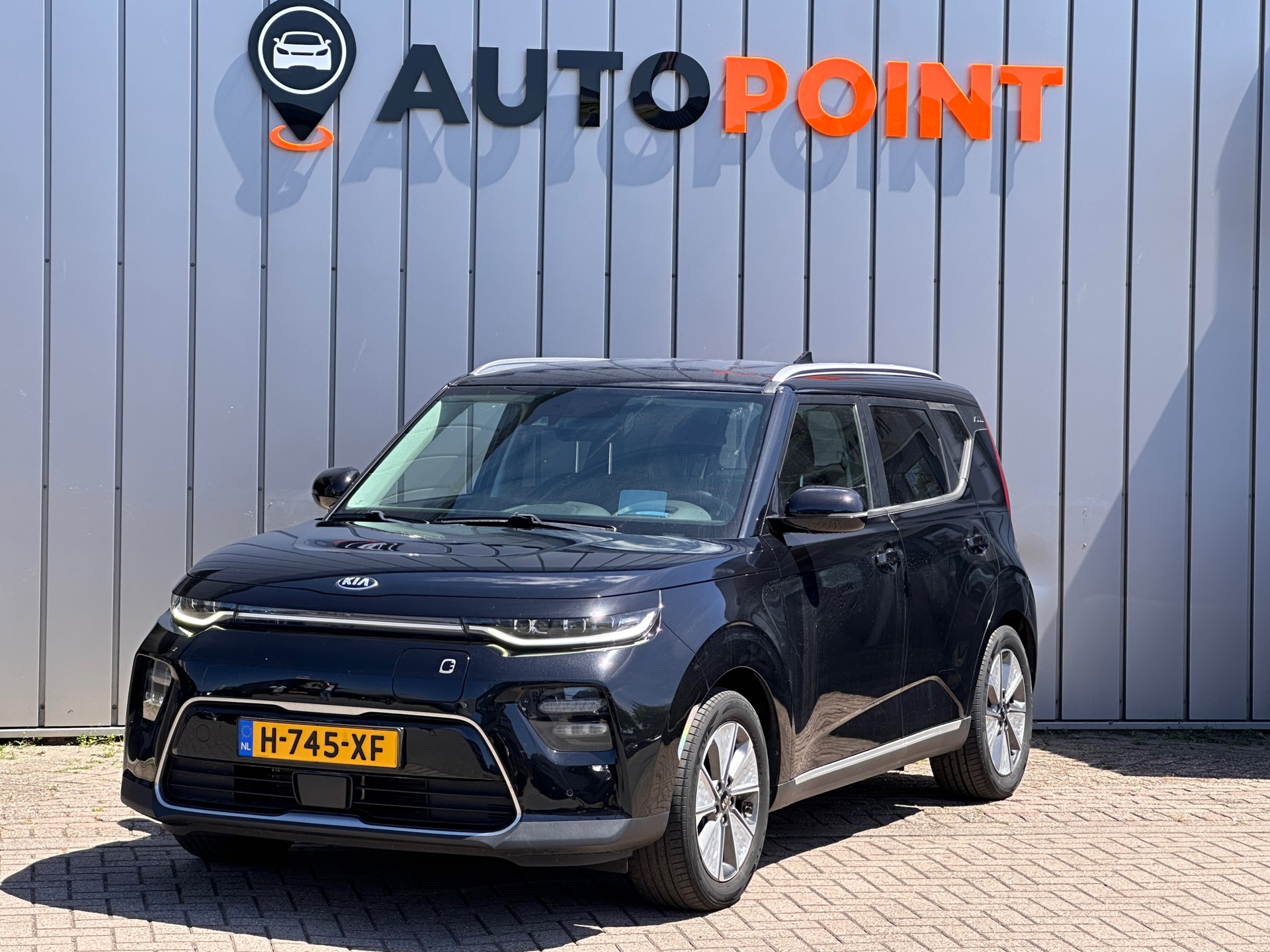 Kia e-Soul ExecutiveLine 64 kWh 1E EIG ORG NL TREKHAAK 100%SOH