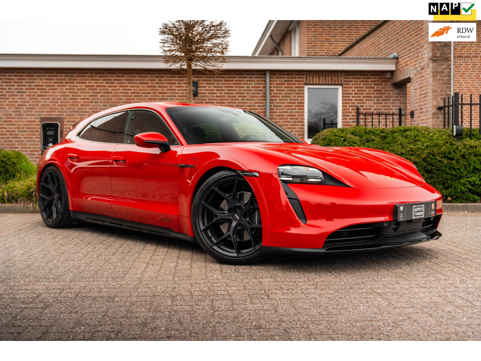 Porsche Taycan Cross Turismo 4 GTS Pakket | Garantie 01-2028 | 1e Eigenaar | 21'' Vossen | BOSE | Sportchrono |