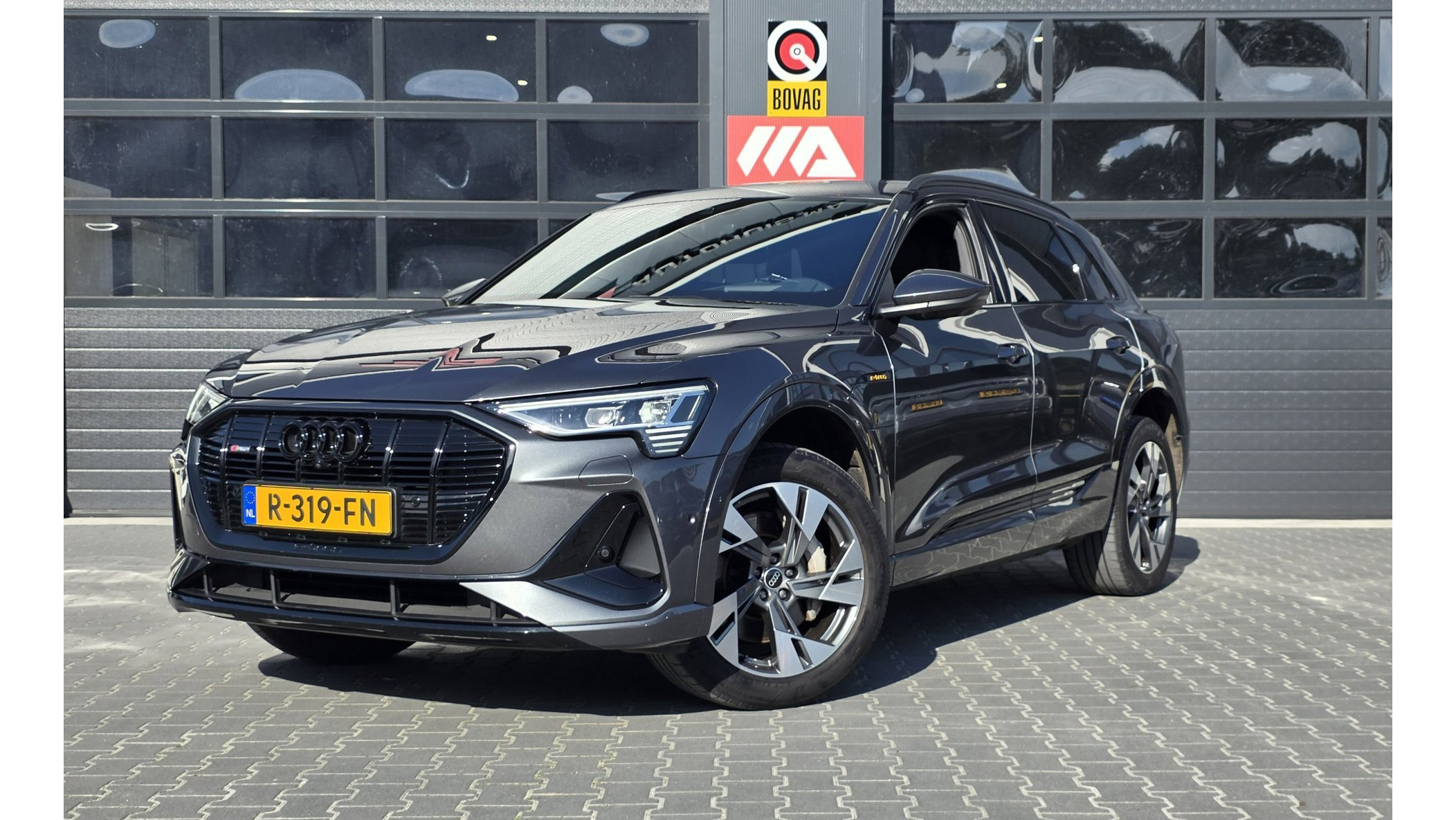 Audi e-tron 55 quattro S edition 95 kWh | TREKHAAK | 93% SOH | NAP | HUD | 360 CAMERA | ACC